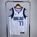 Dallas Mavericks #77 Luka Doncic (2022-23)