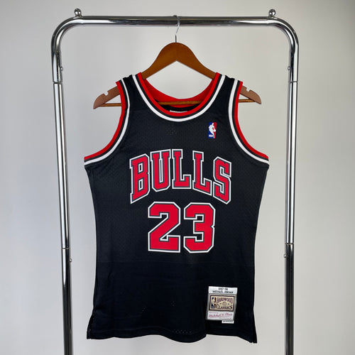 Chicago Bulls Retro #23 Michael Jordan