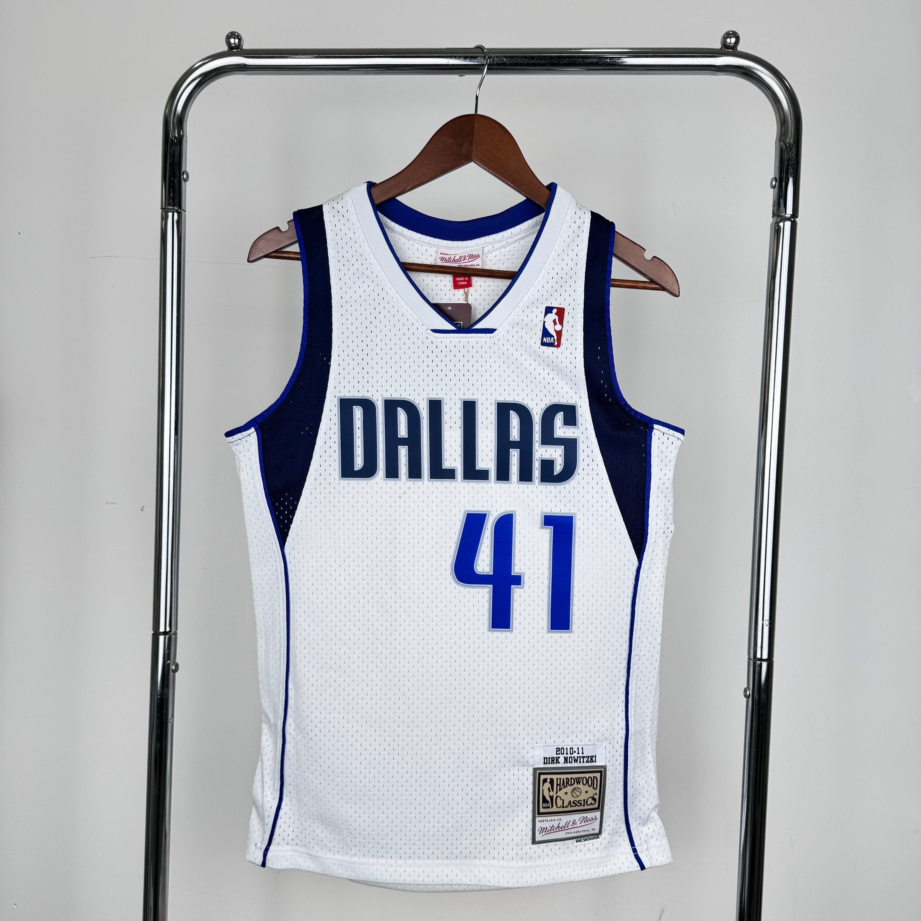 Dallas Mavericks Retro #41 Dirk Nowitzki