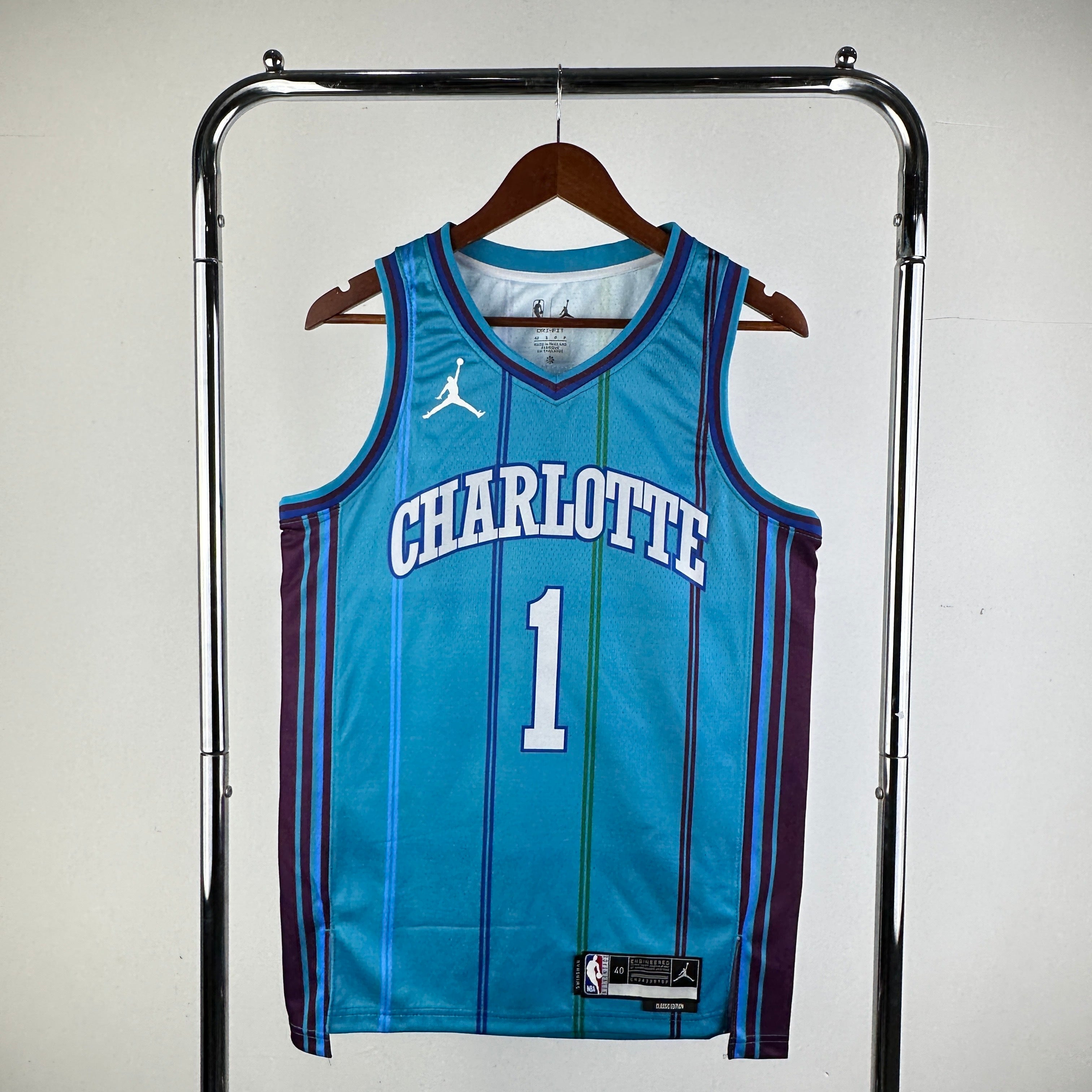 Charlotte Hornets Retro #1 (2023-24)