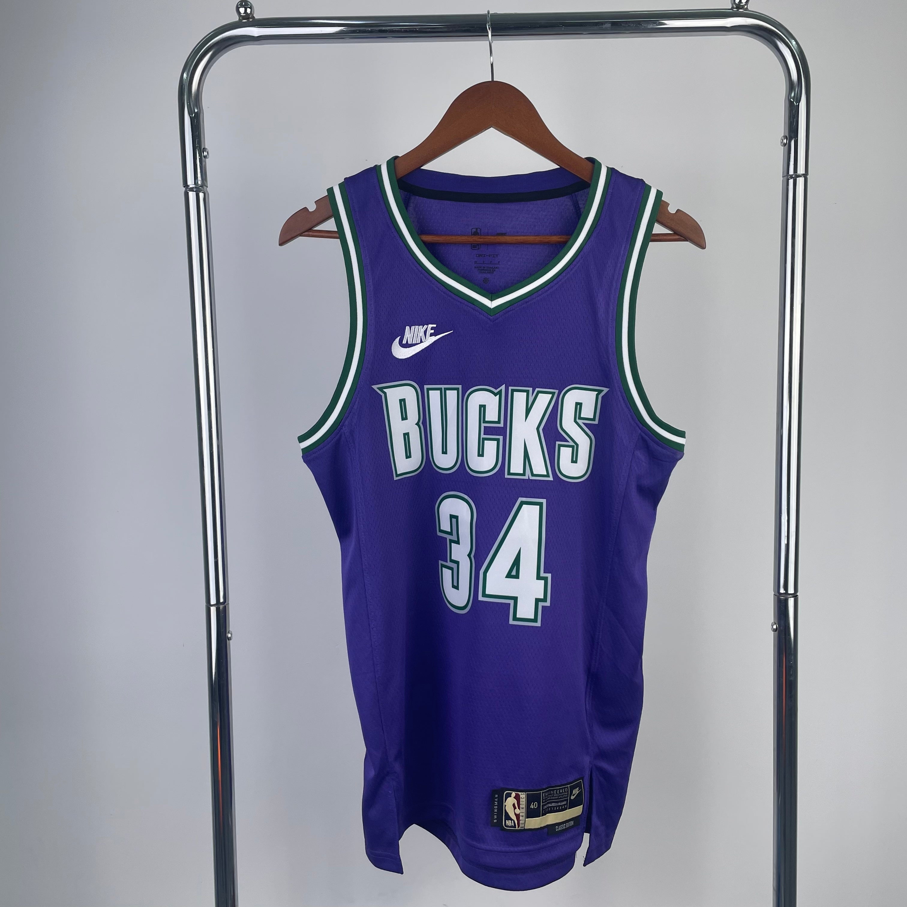 Milwaukee Bucks Retro #34 Giannis Antetokounmpo (2022-23)