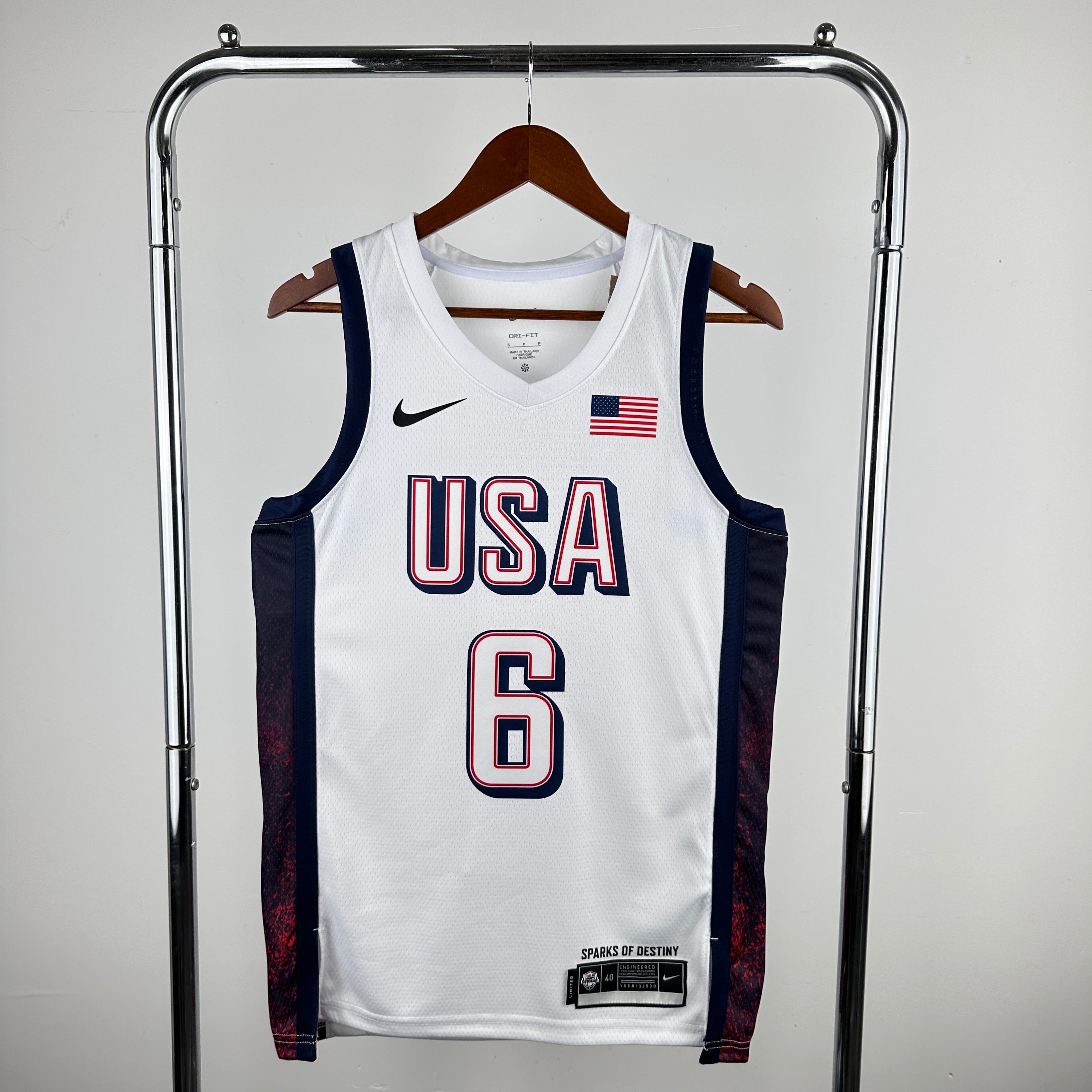 Los Angeles Lakers #6 LeBron James