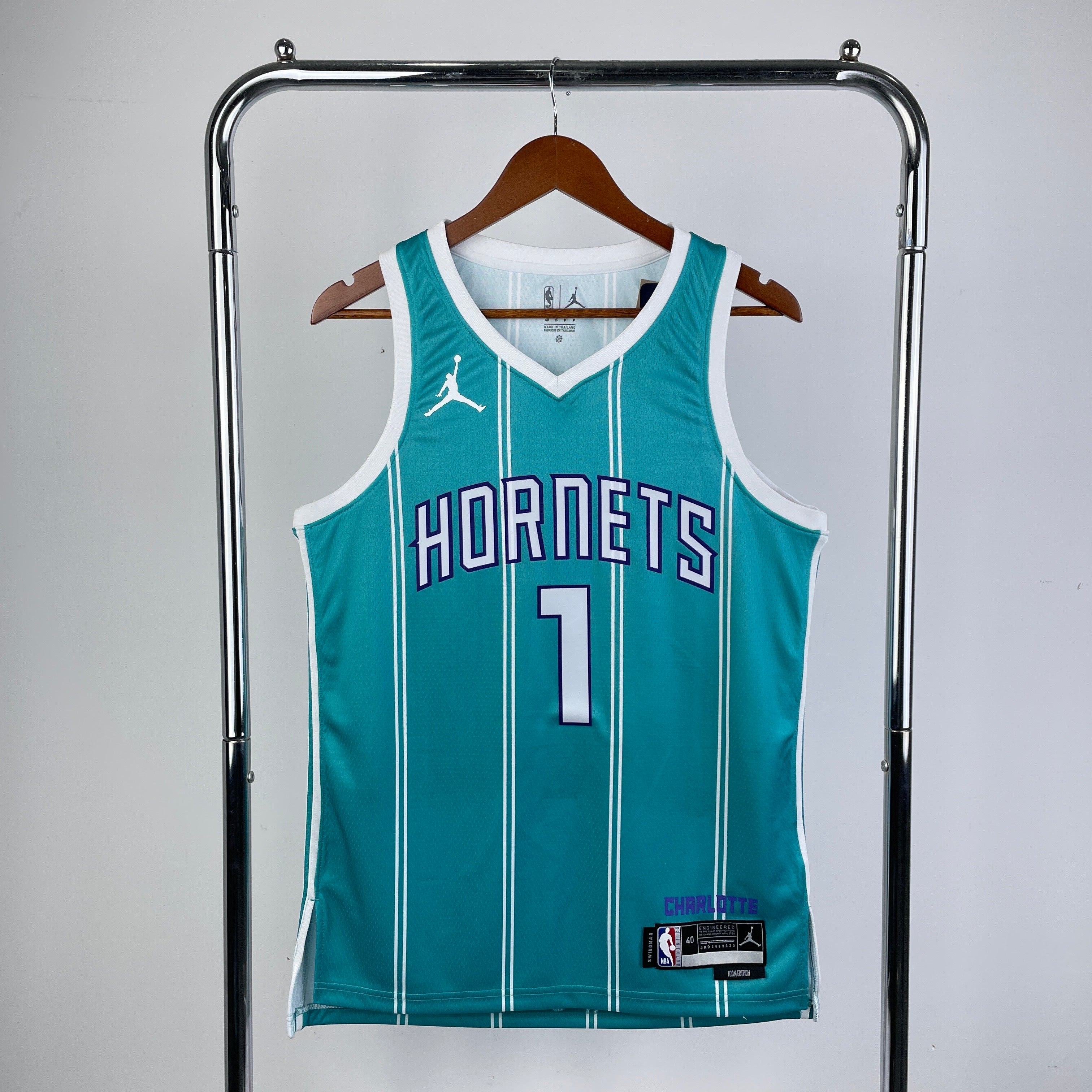 Charlotte Hornets Away #1 (2022-23)