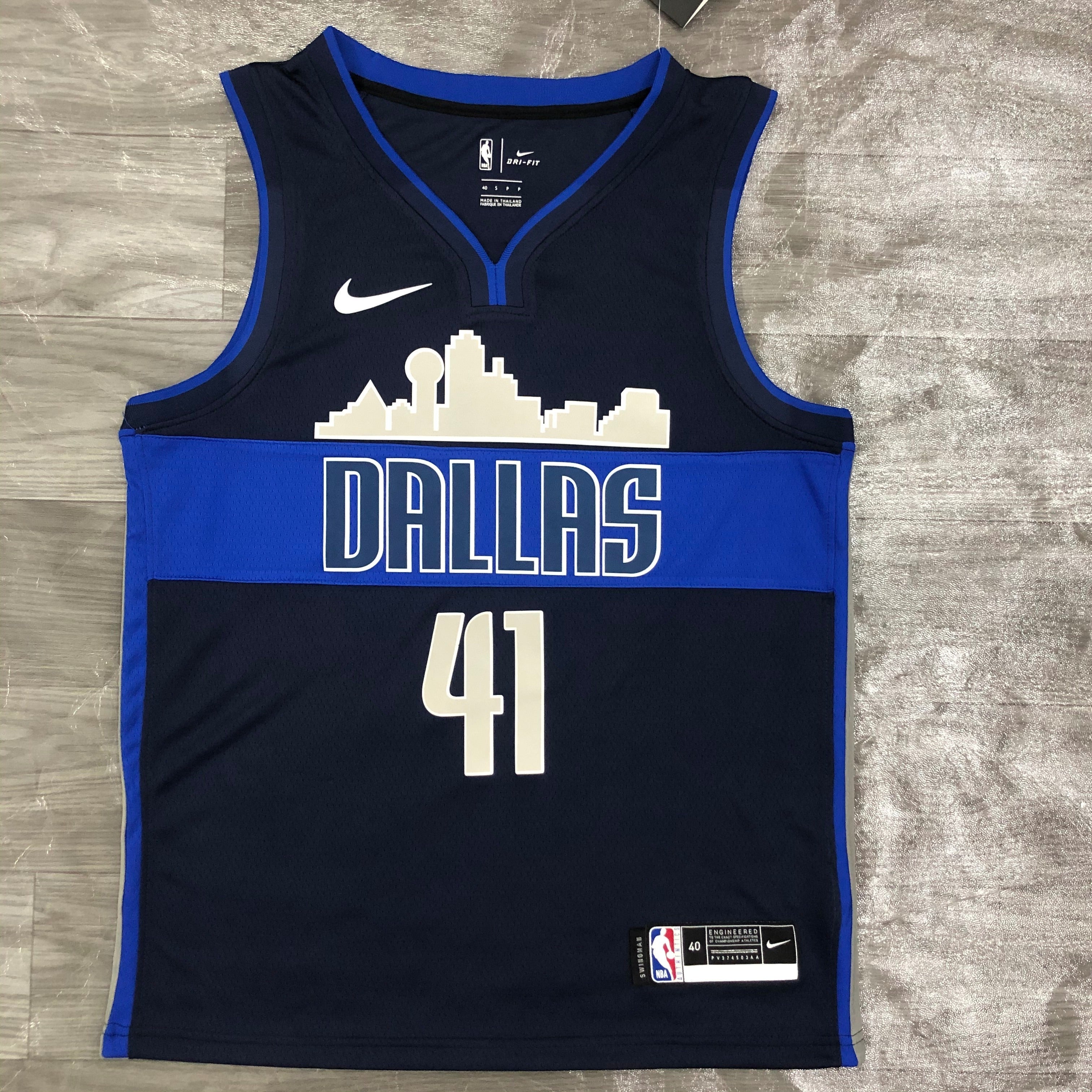 Dallas Mavericks #41