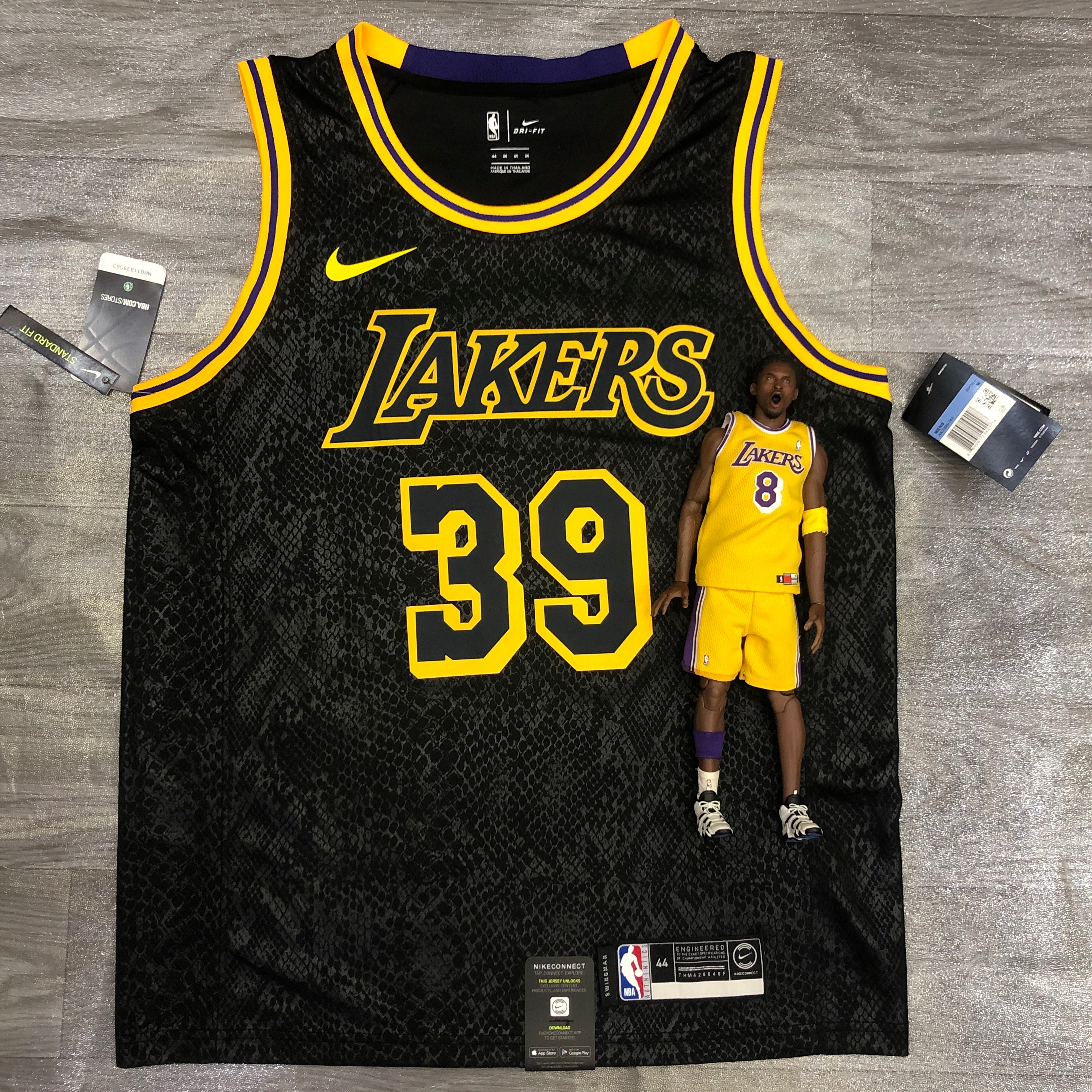 Los Angeles Lakers #39