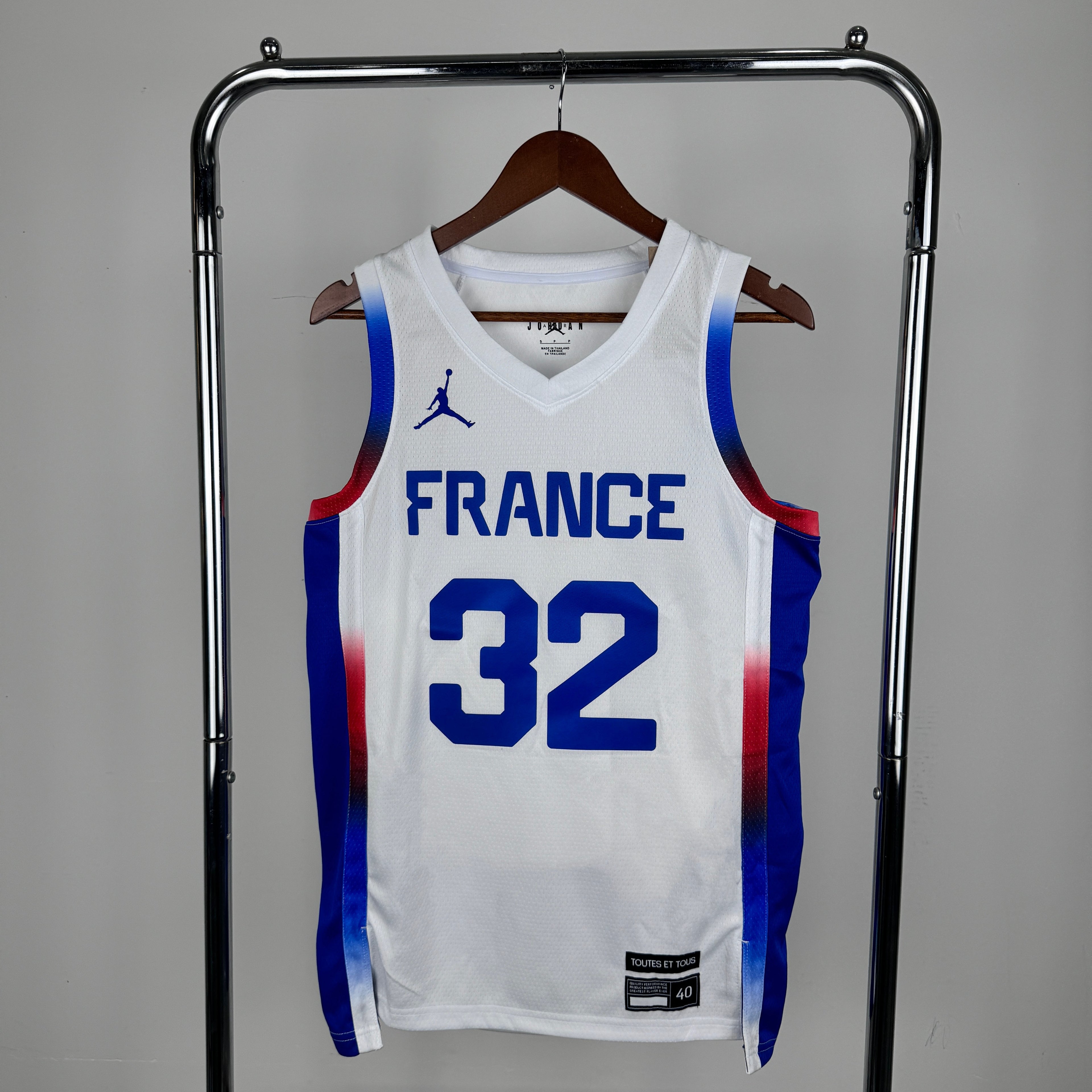 San Antonio Spurs #32