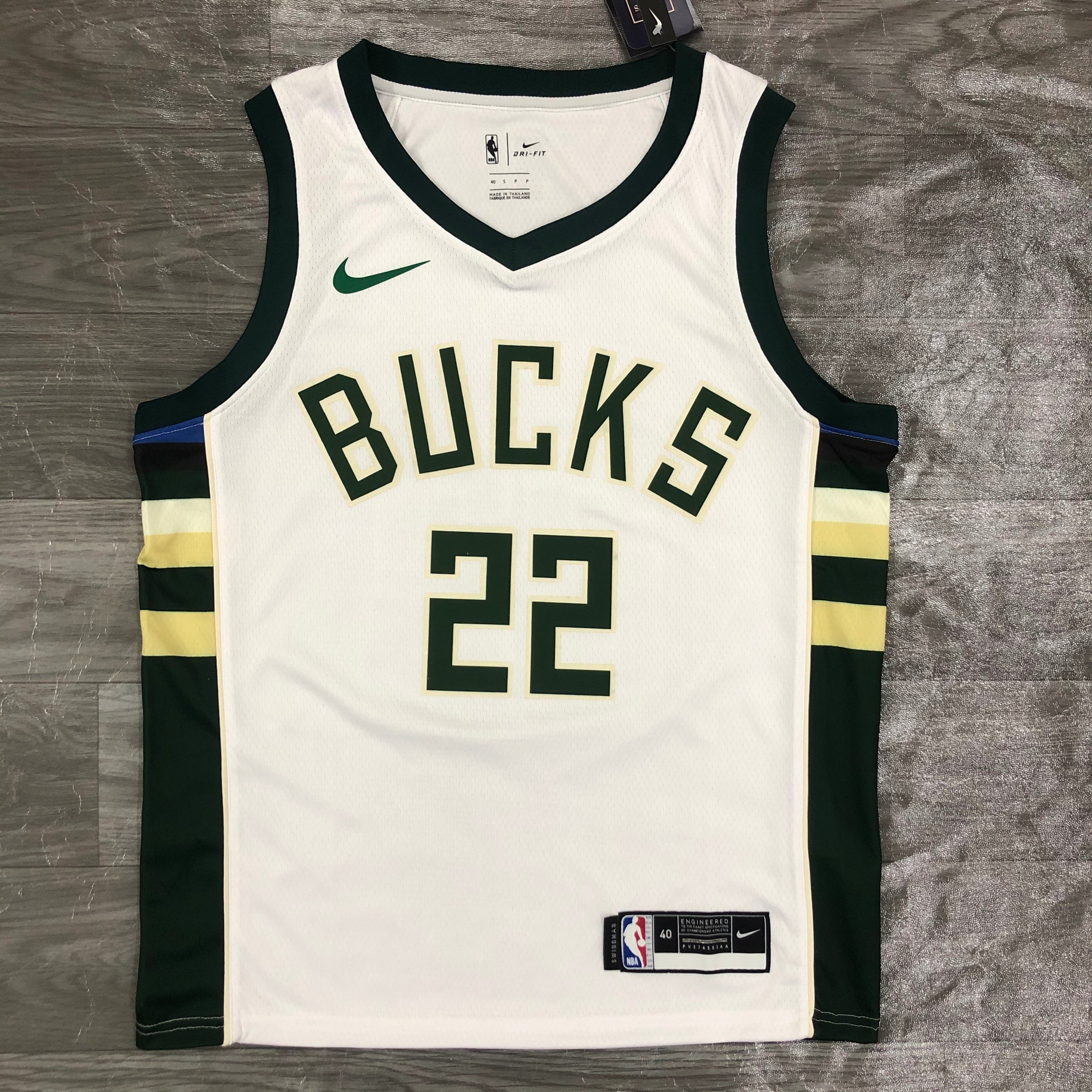 Milwaukee Bucks Home #22 (2020-21)
