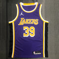 Los Angeles Lakers Jordan Brand #39