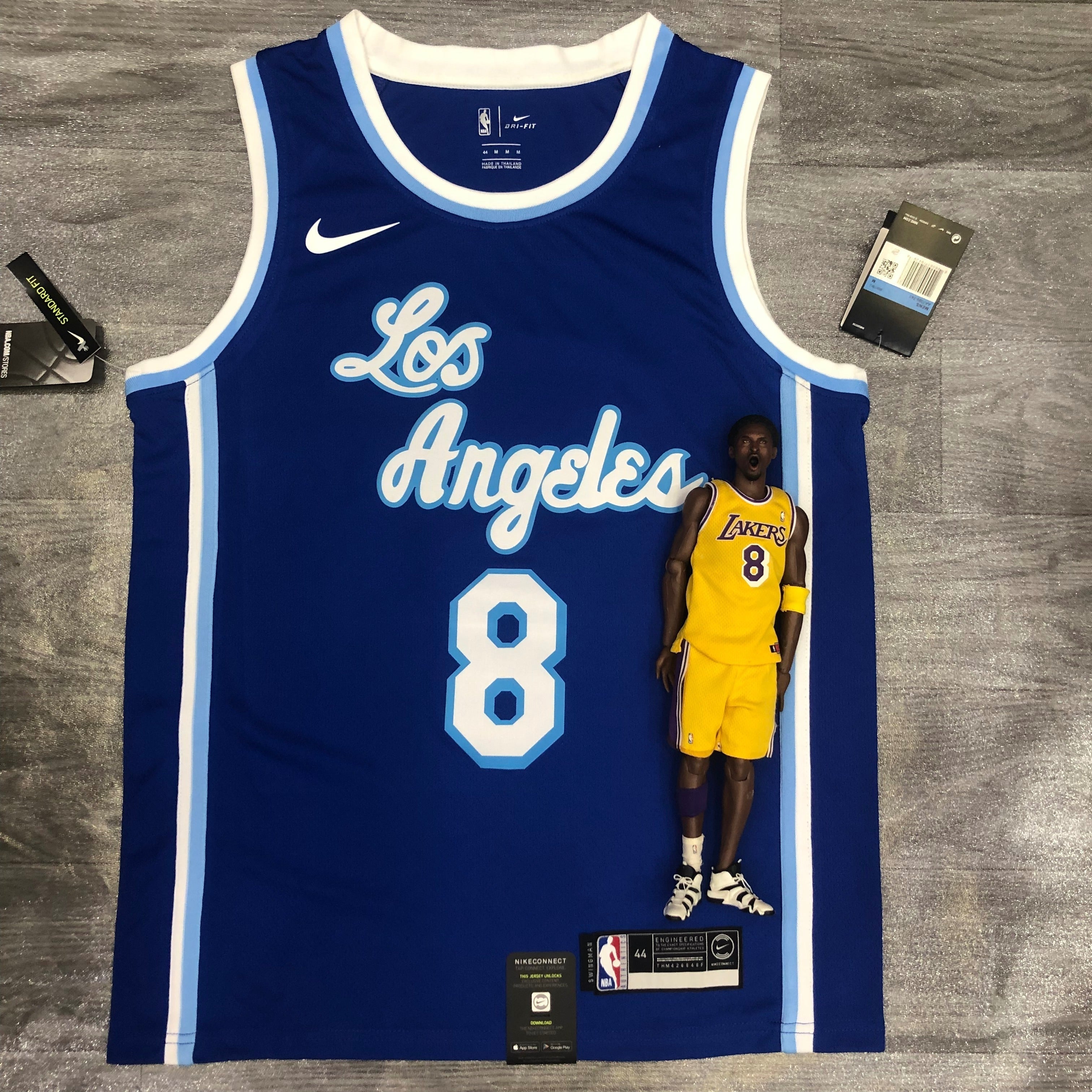 Los Angeles Lakers Retro #8 Kobe Bryant