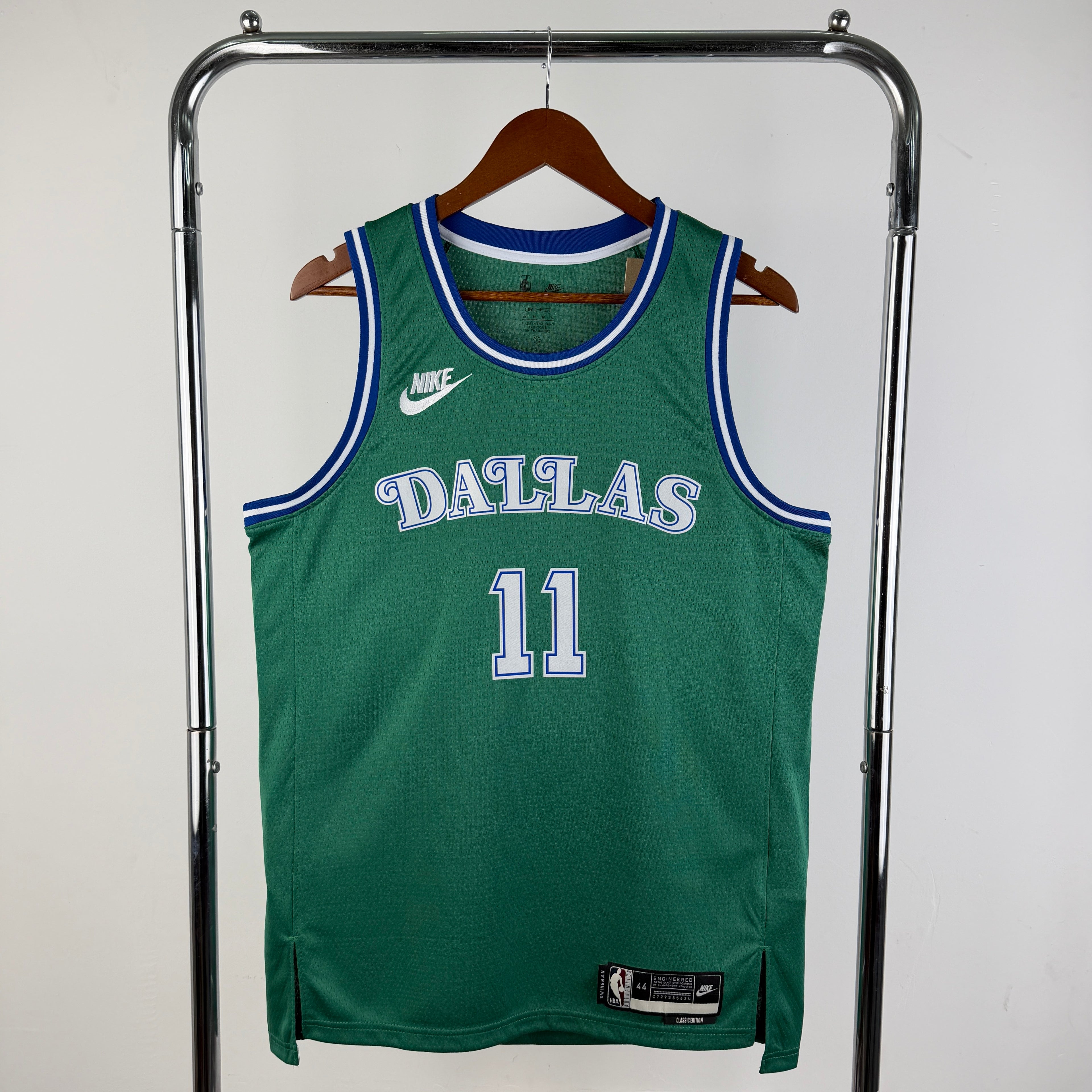 Dallas Mavericks Retro #11 Kyrie Irving (2025-26)