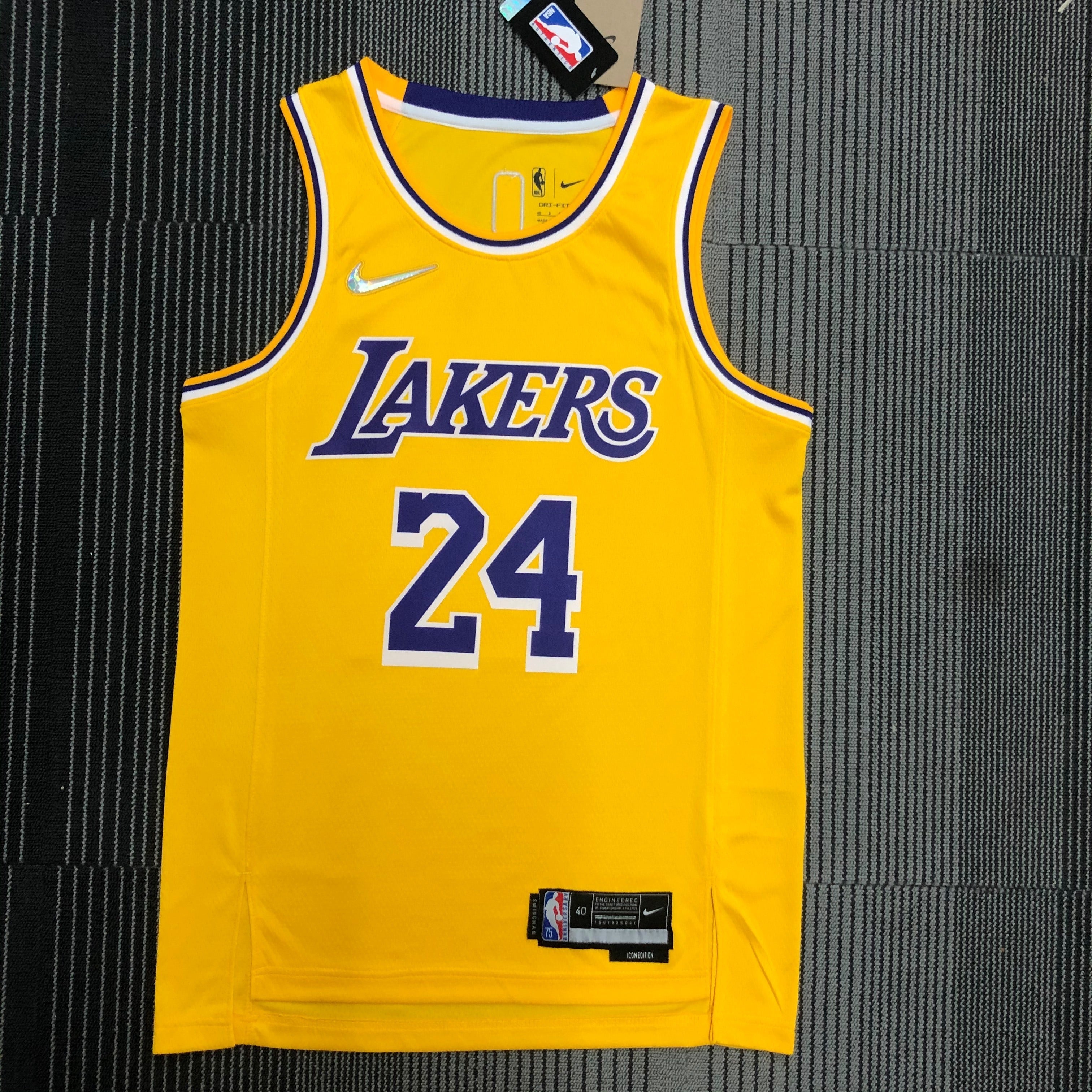 Los Angeles Lakers 75th Anniversary #24 Kobe Bryant