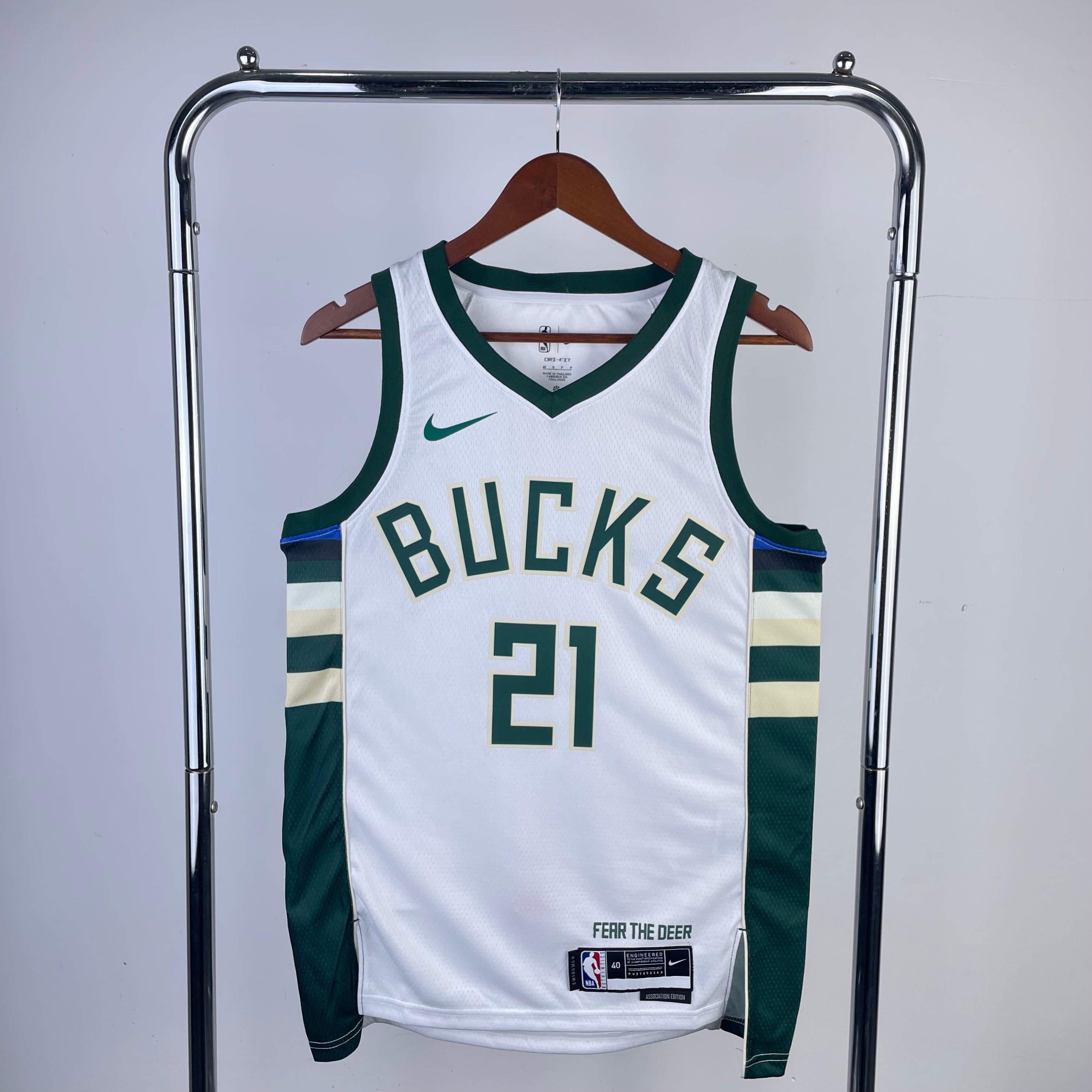 Milwaukee Bucks Home #21 (2022-23)