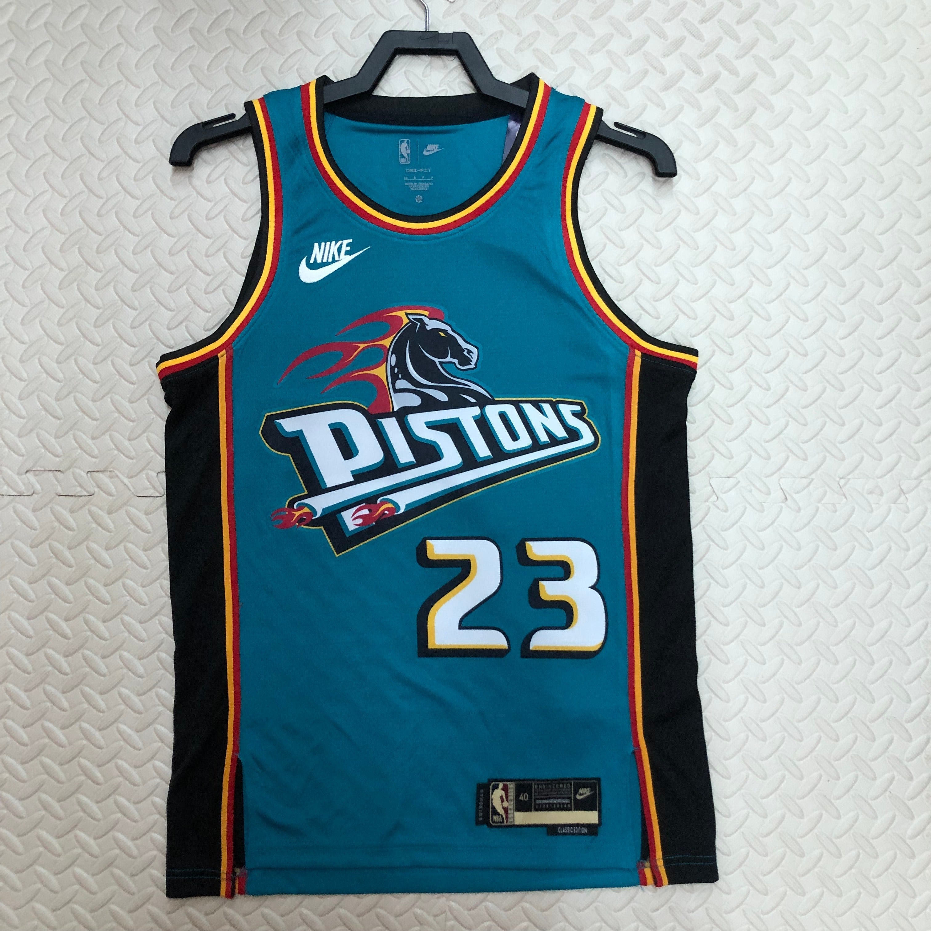 Detroit Pistons Retro #23 (2022-23)
