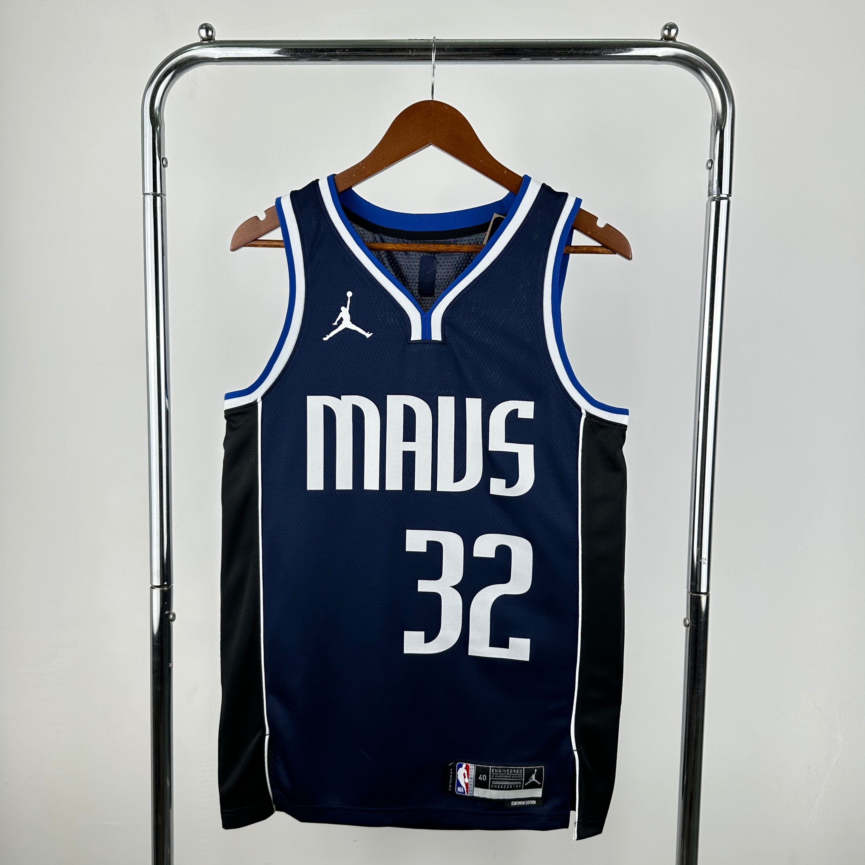 Dallas Mavericks Jordan Brand #32