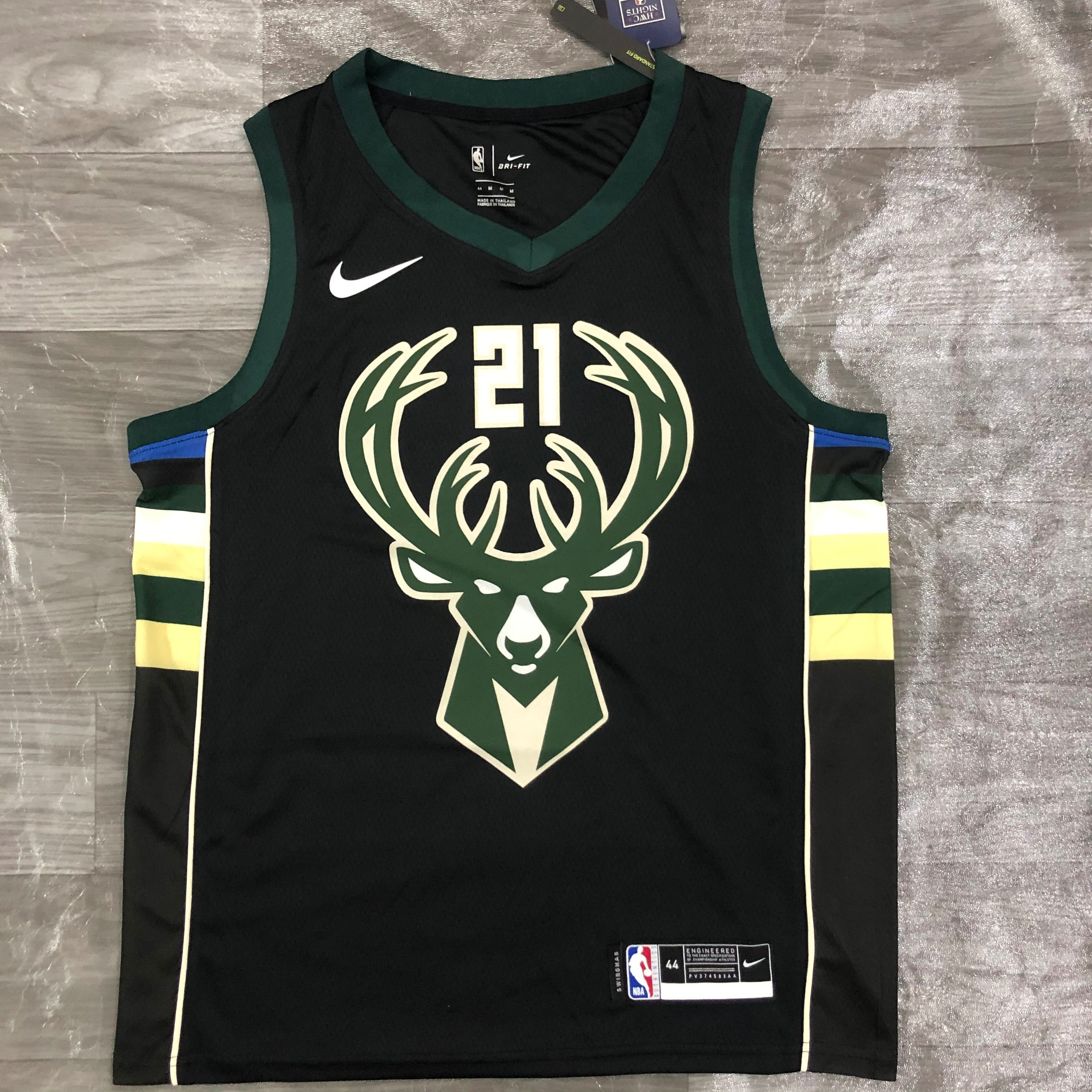 Milwaukee Bucks #21