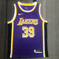 Los Angeles Lakers #39