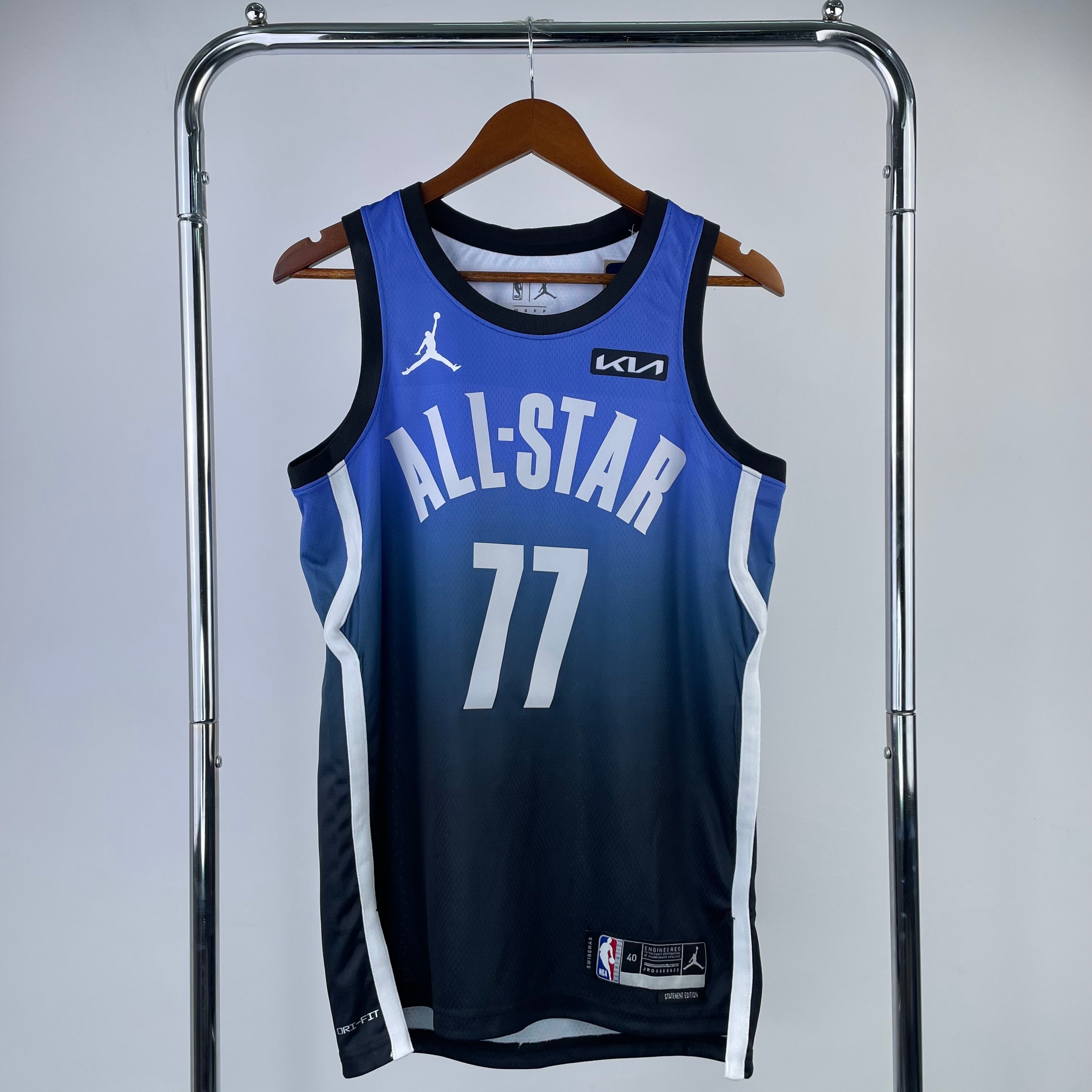 Dallas Mavericks All-Star #77 Luka Doncic (2022-23)