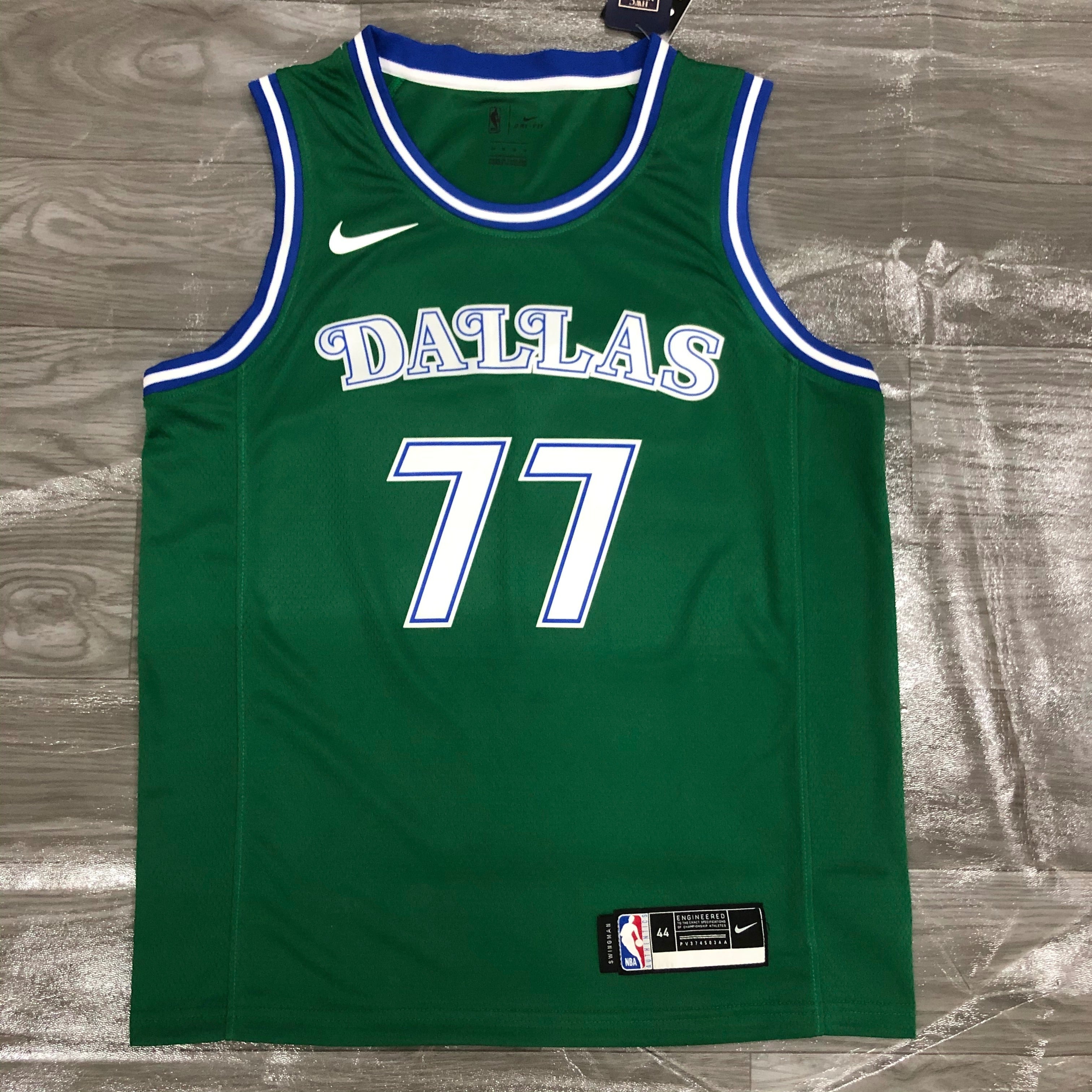 Dallas Mavericks Retro #77 Luka Doncic (2020-21)