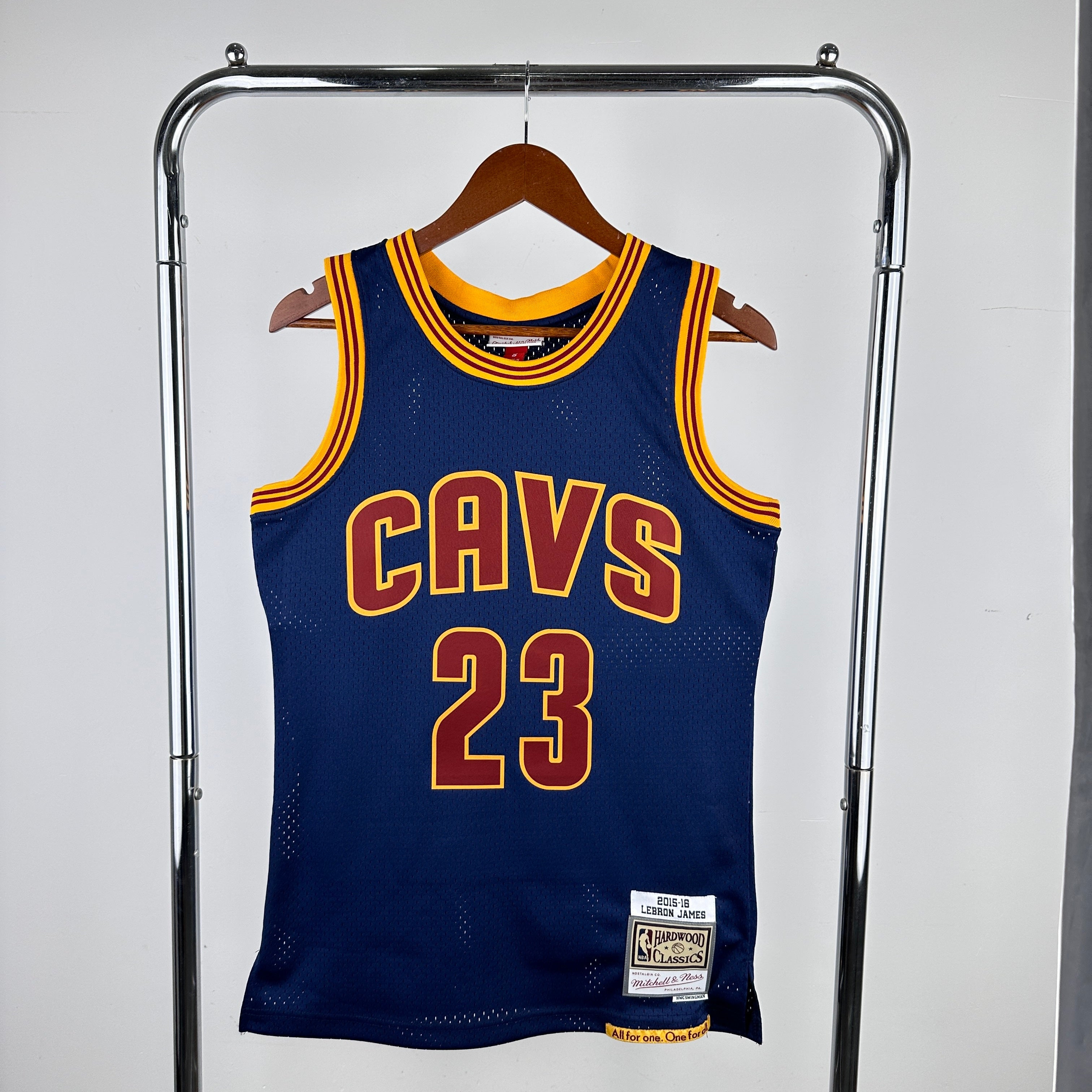 Cleveland Cavaliers Retro #23 LeBron James
