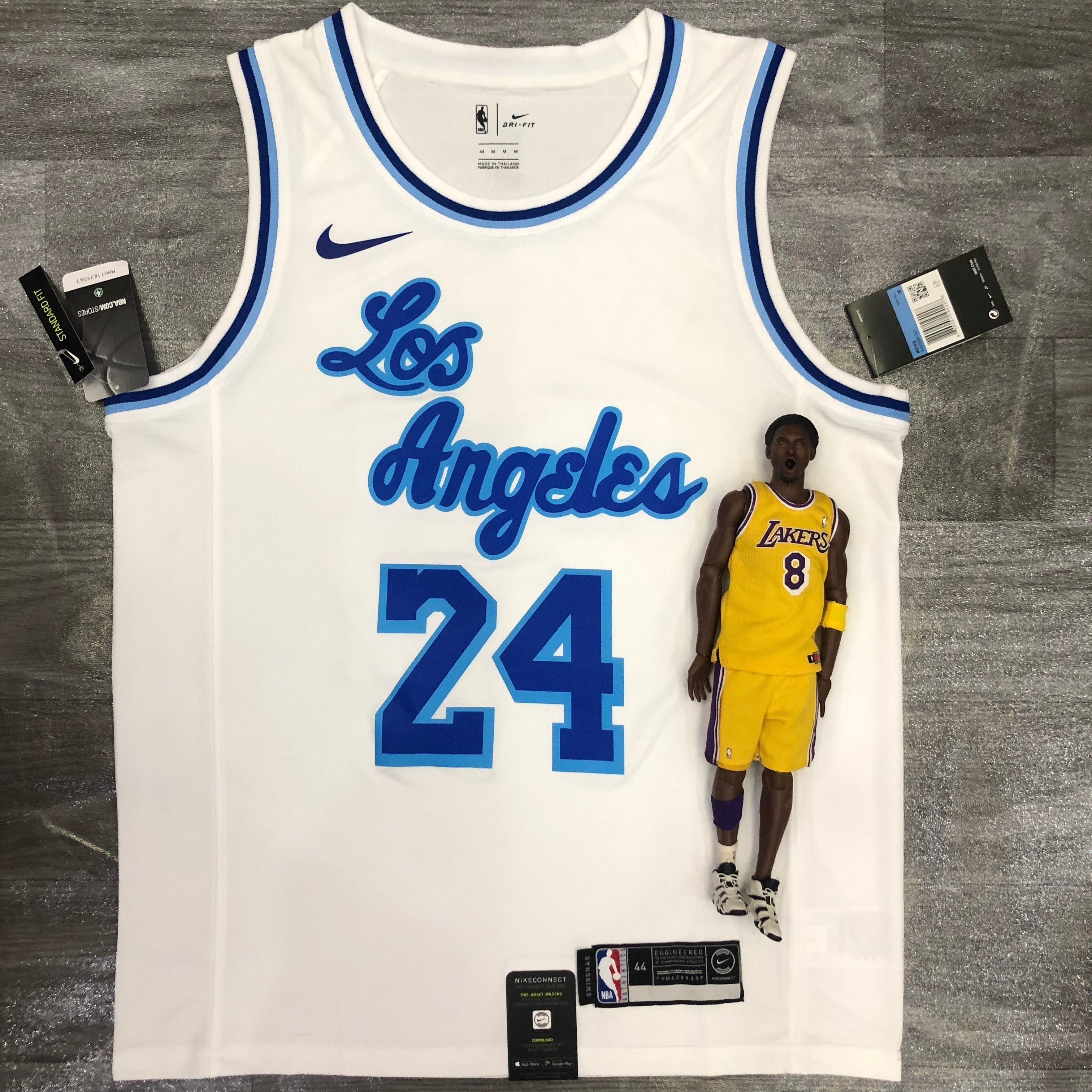 Los Angeles Lakers Retro #24 Kobe Bryant