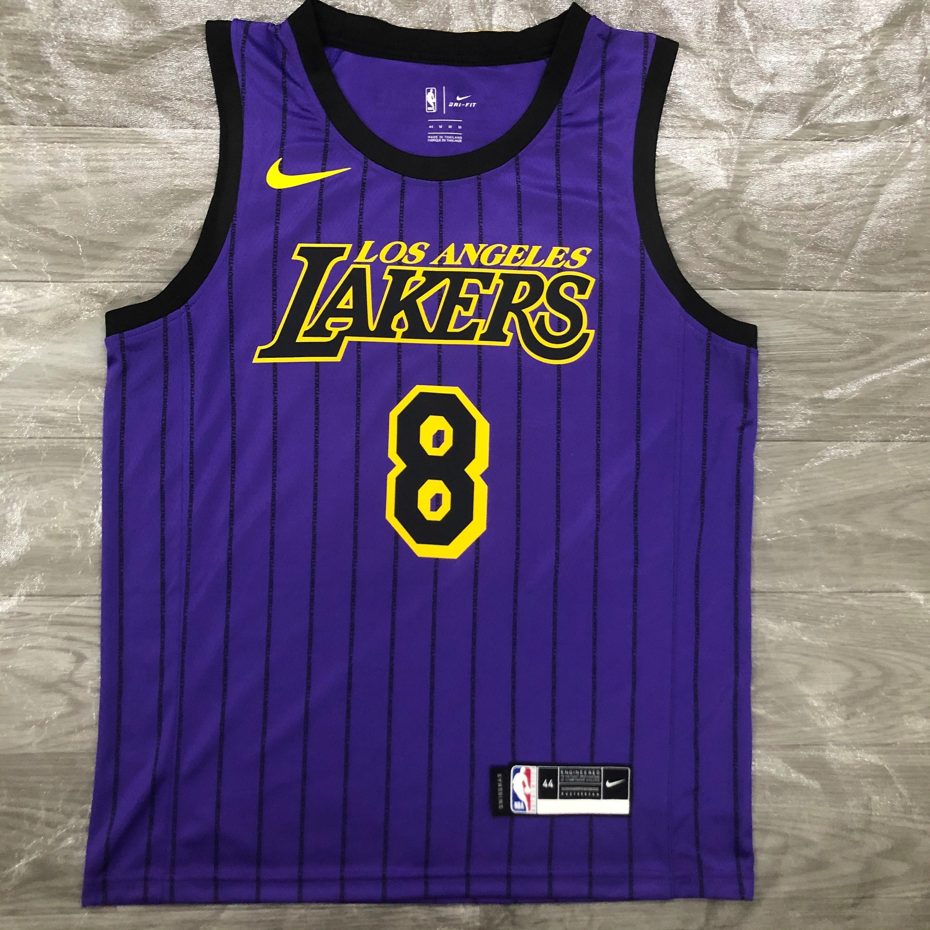 Los Angeles Lakers #8 Kobe Bryant