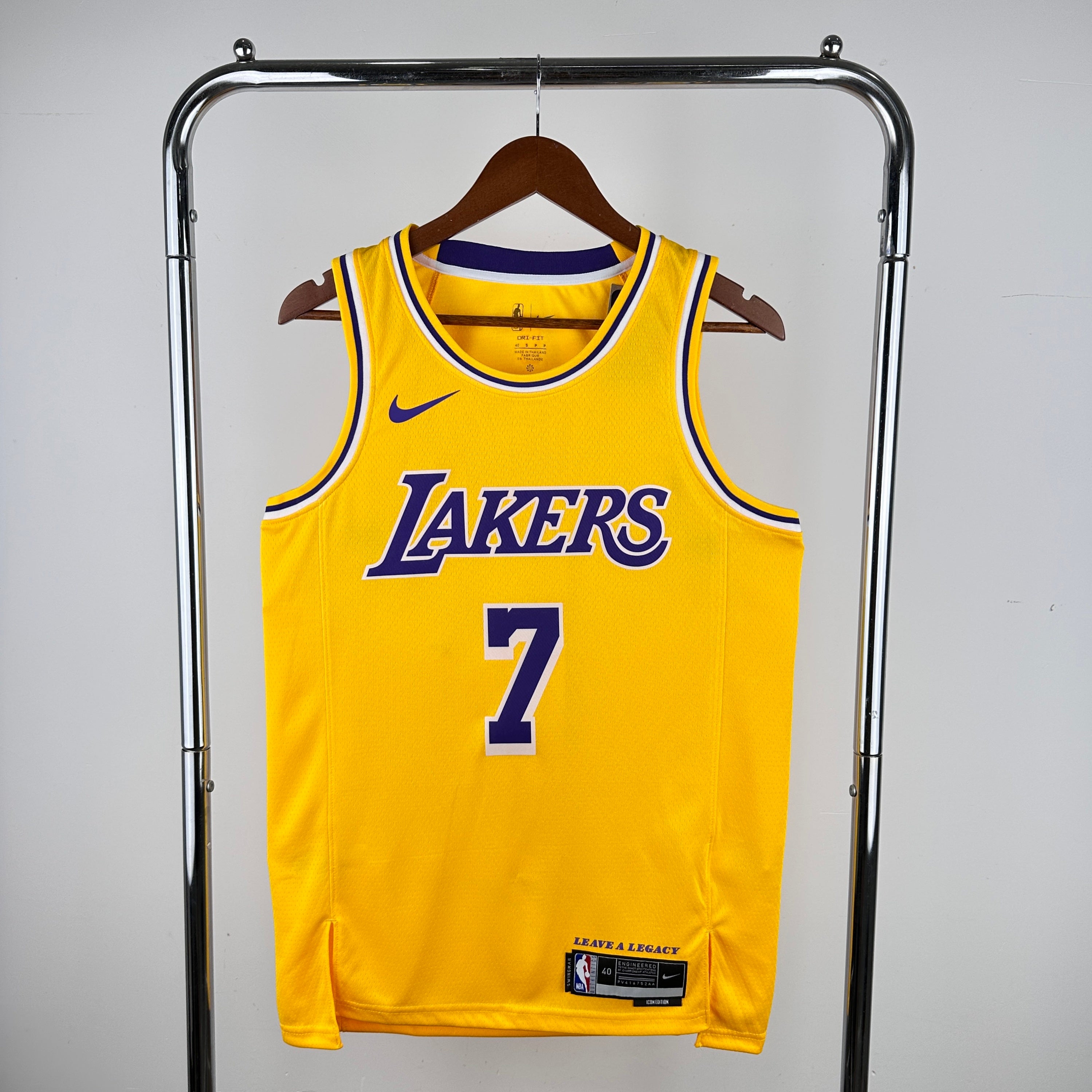 Los Angeles Lakers #7 (2022-23)