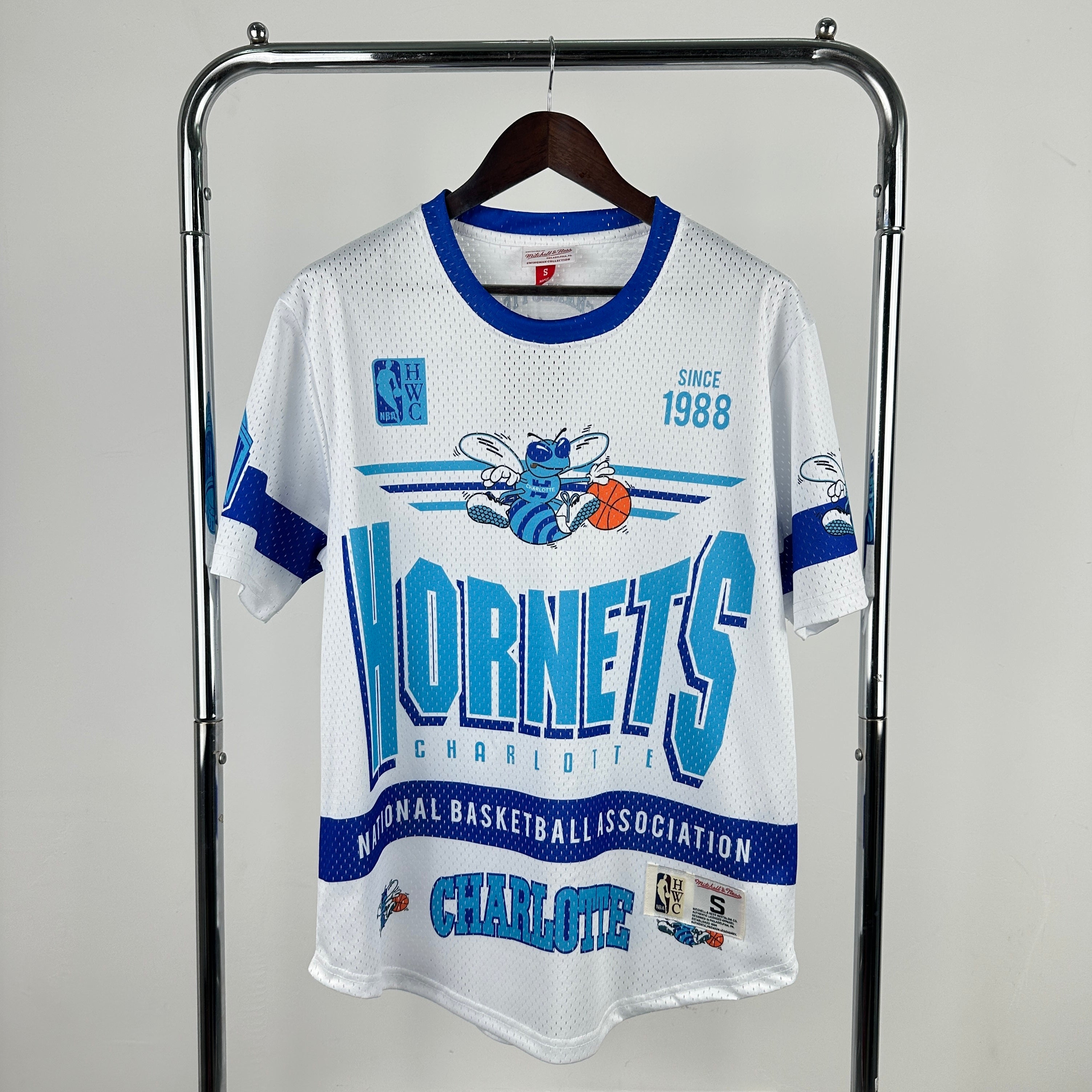 Charlotte Hornets Retro T-Shirt (2025-26)