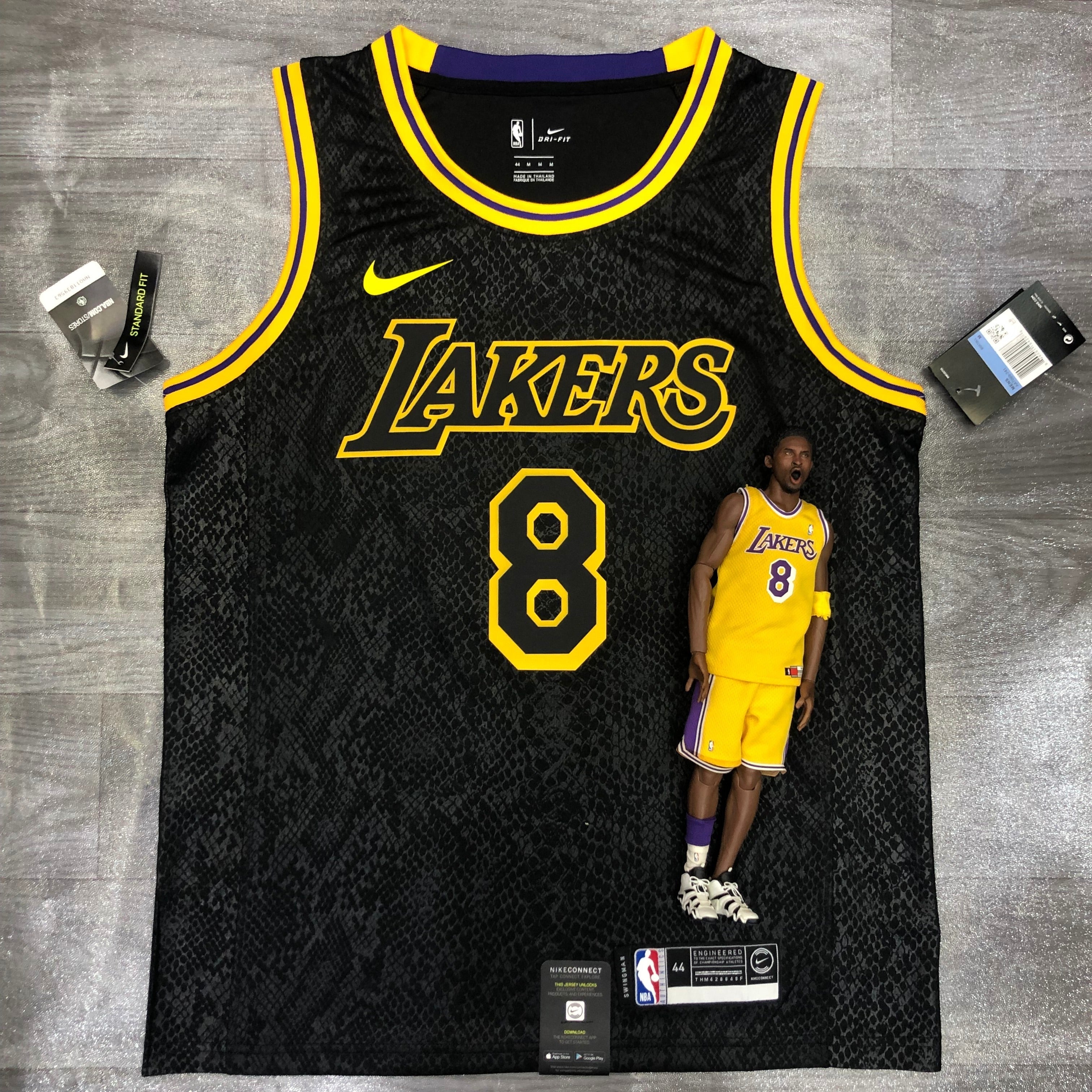 Los Angeles Lakers #8 Kobe Bryant