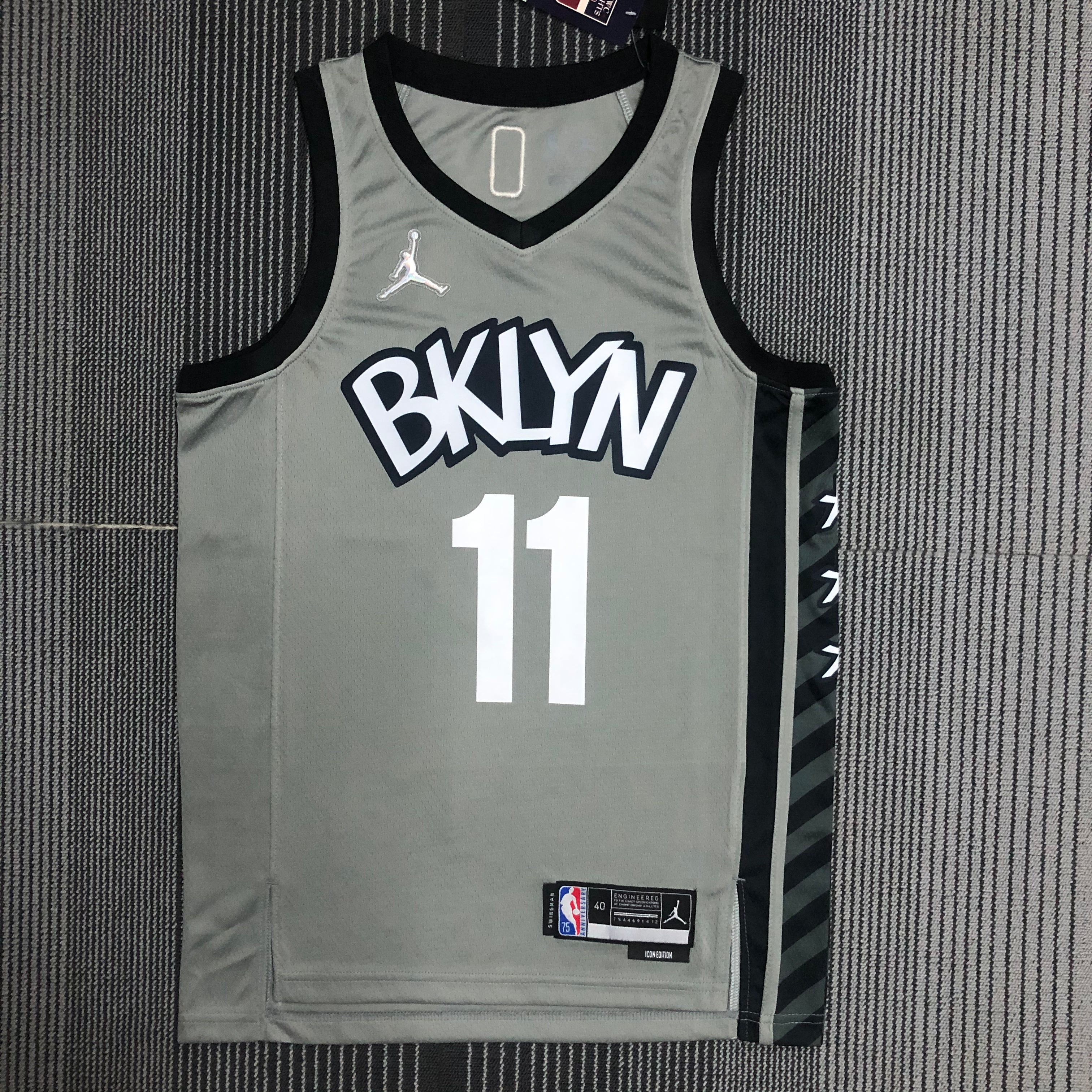Brooklyn Nets 75th Anniversary #11 Kyrie Irving