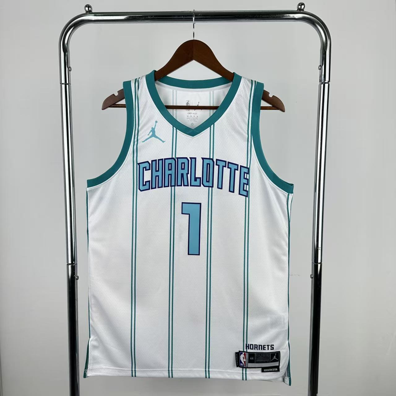 Charlotte Hornets Home #1 (2022-23)