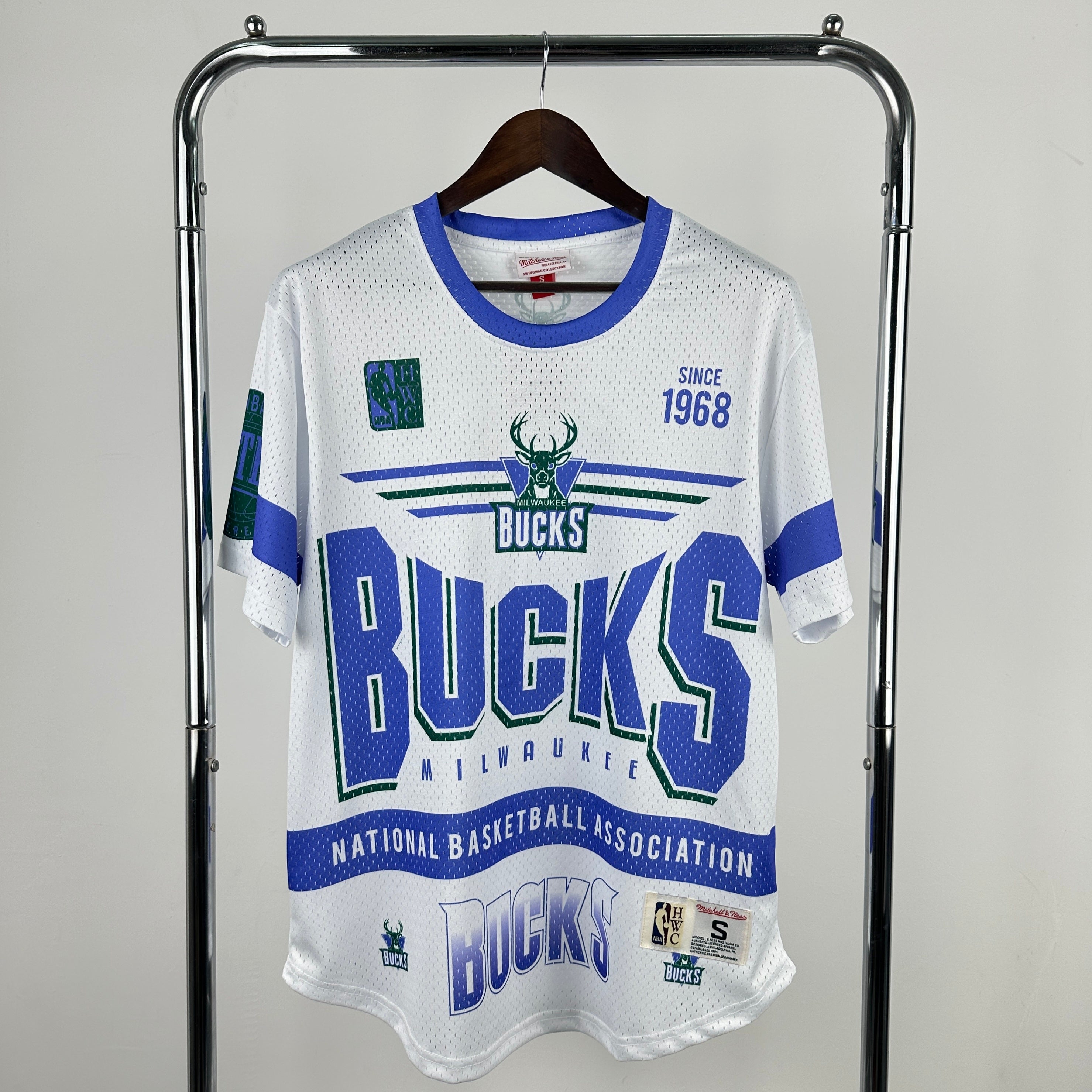 Milwaukee Bucks Retro T-Shirt (2025-26)