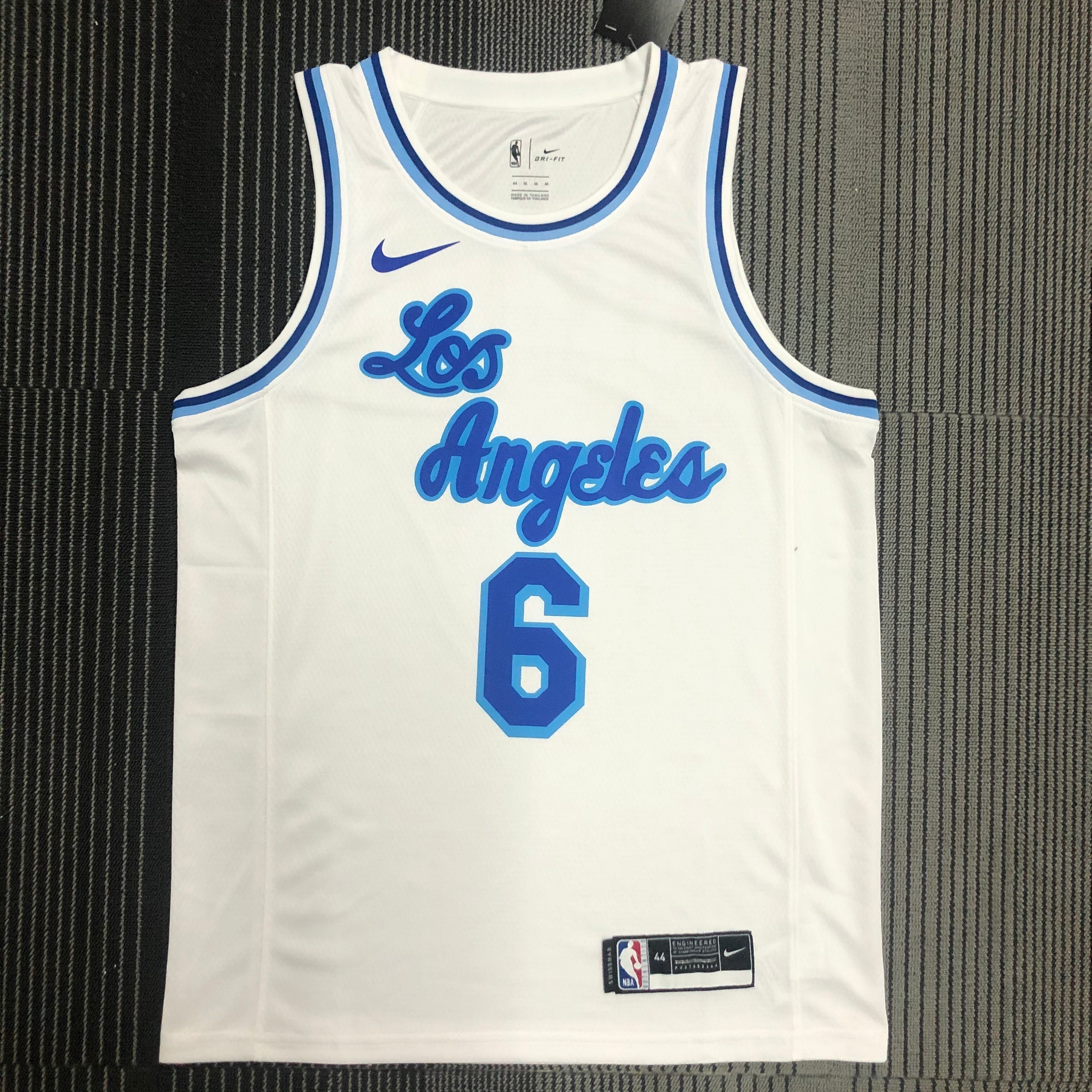 Los Angeles Lakers #6 LeBron James