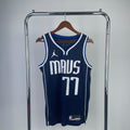 Dallas Mavericks #77 Luka Doncic (2022-23)