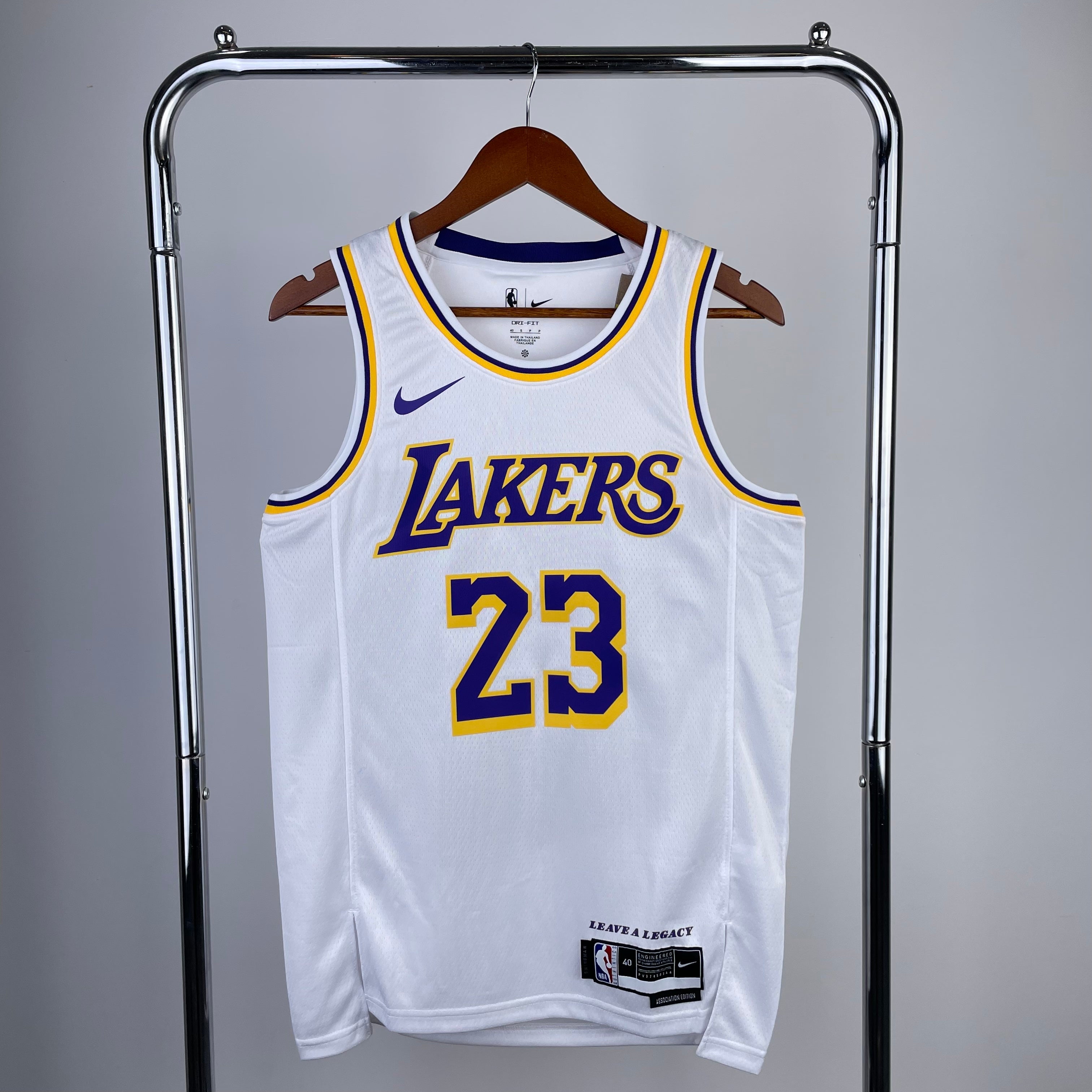 Los Angeles Lakers #23 LeBron James (2022-23)