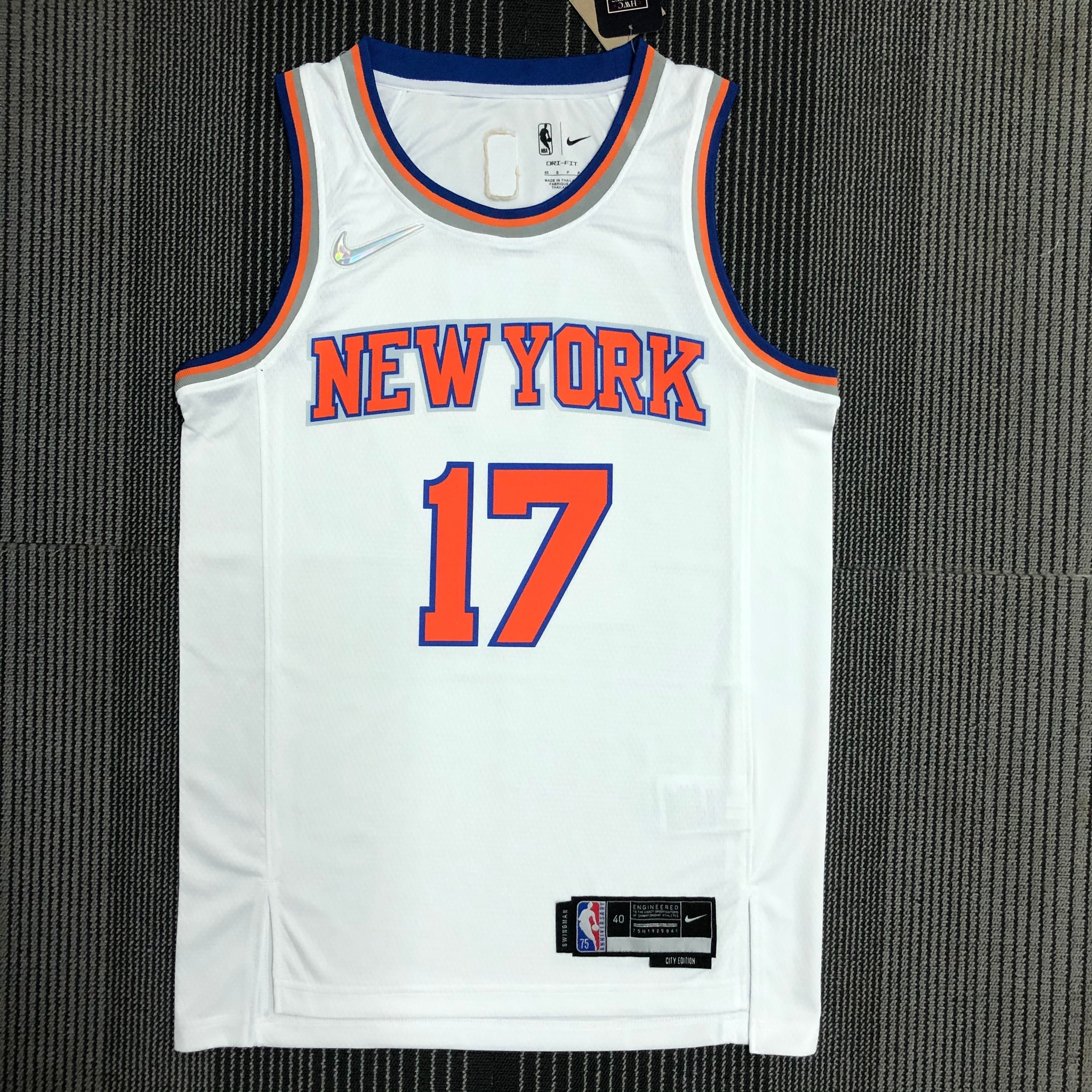 New York Knicks #17