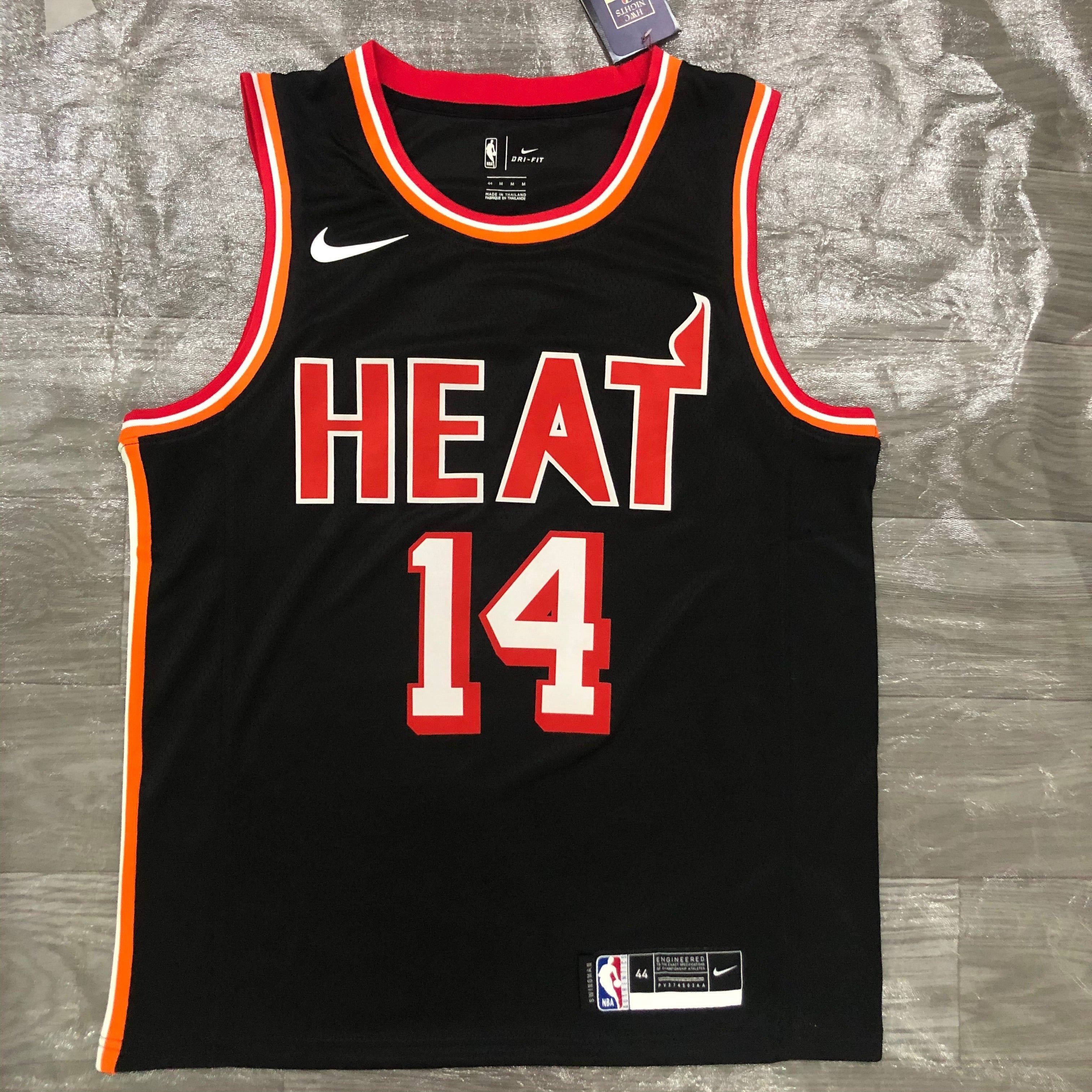 Miami Heat Retro #14