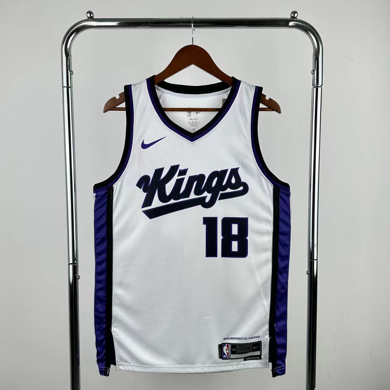 Sacramento Kings #18 Russell Westbrook (2023-24)