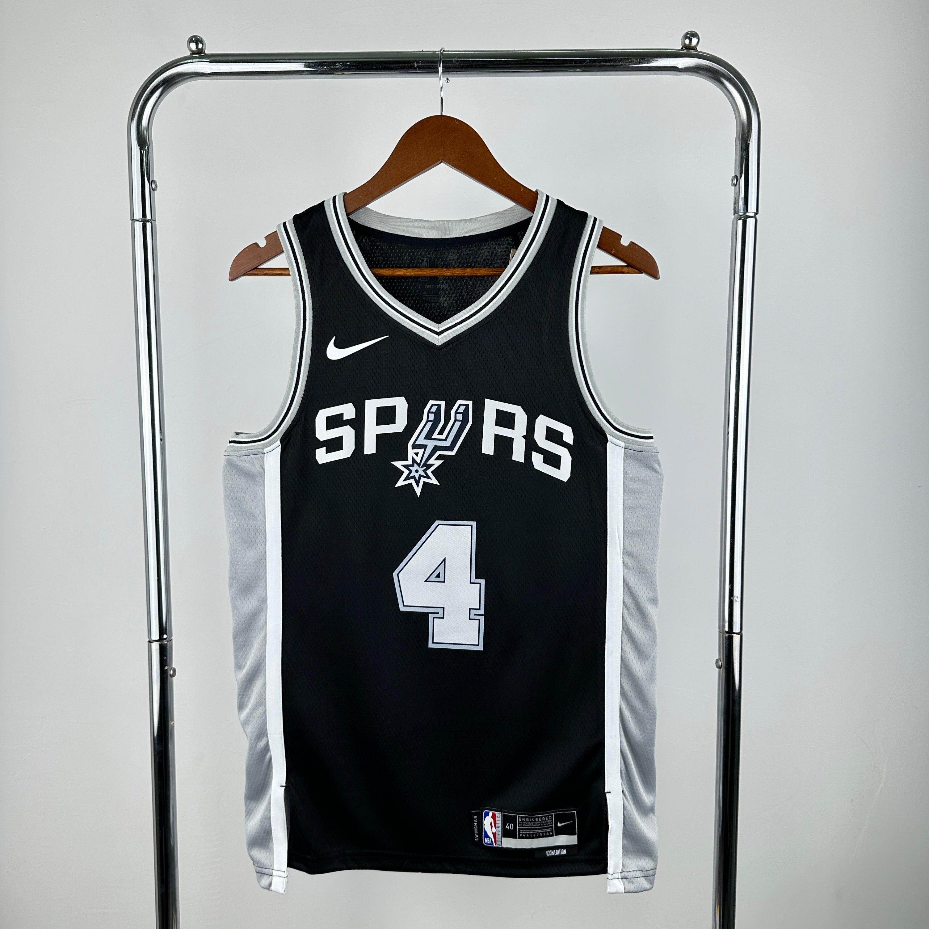 San Antonio Spurs #4