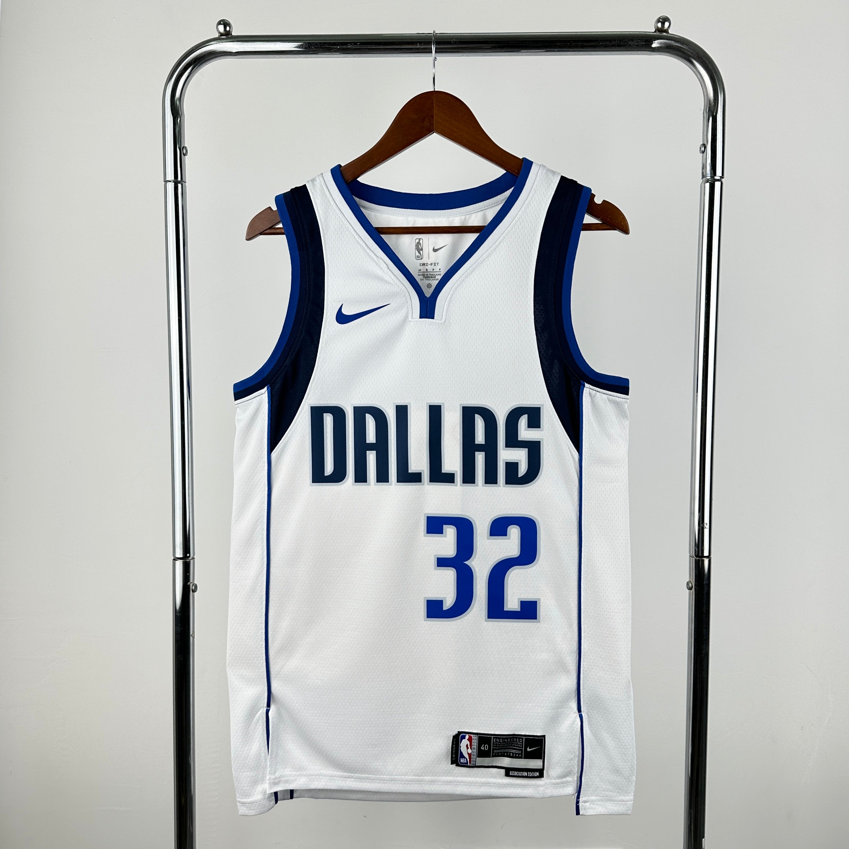 Dallas Mavericks #32