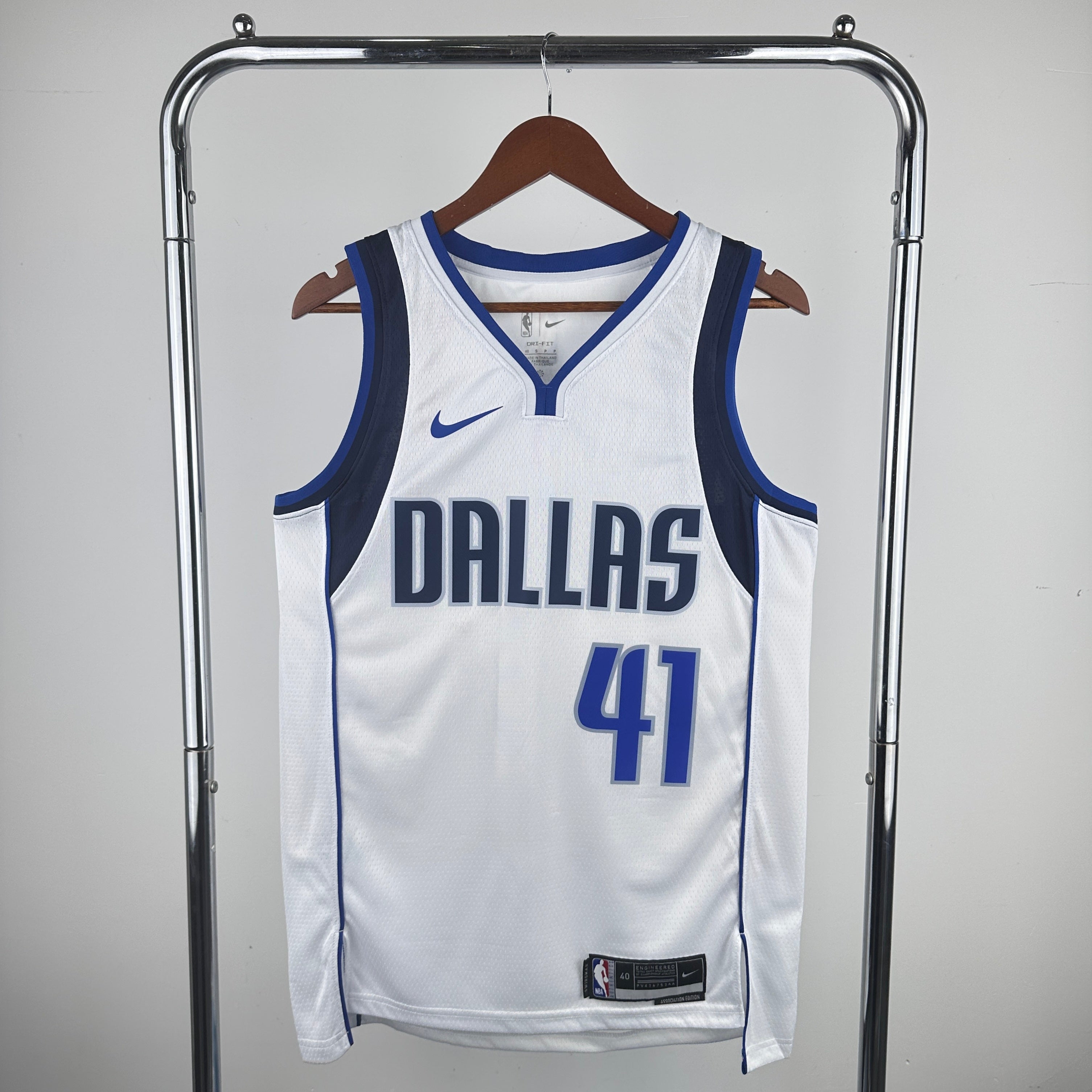 Dallas Mavericks #41