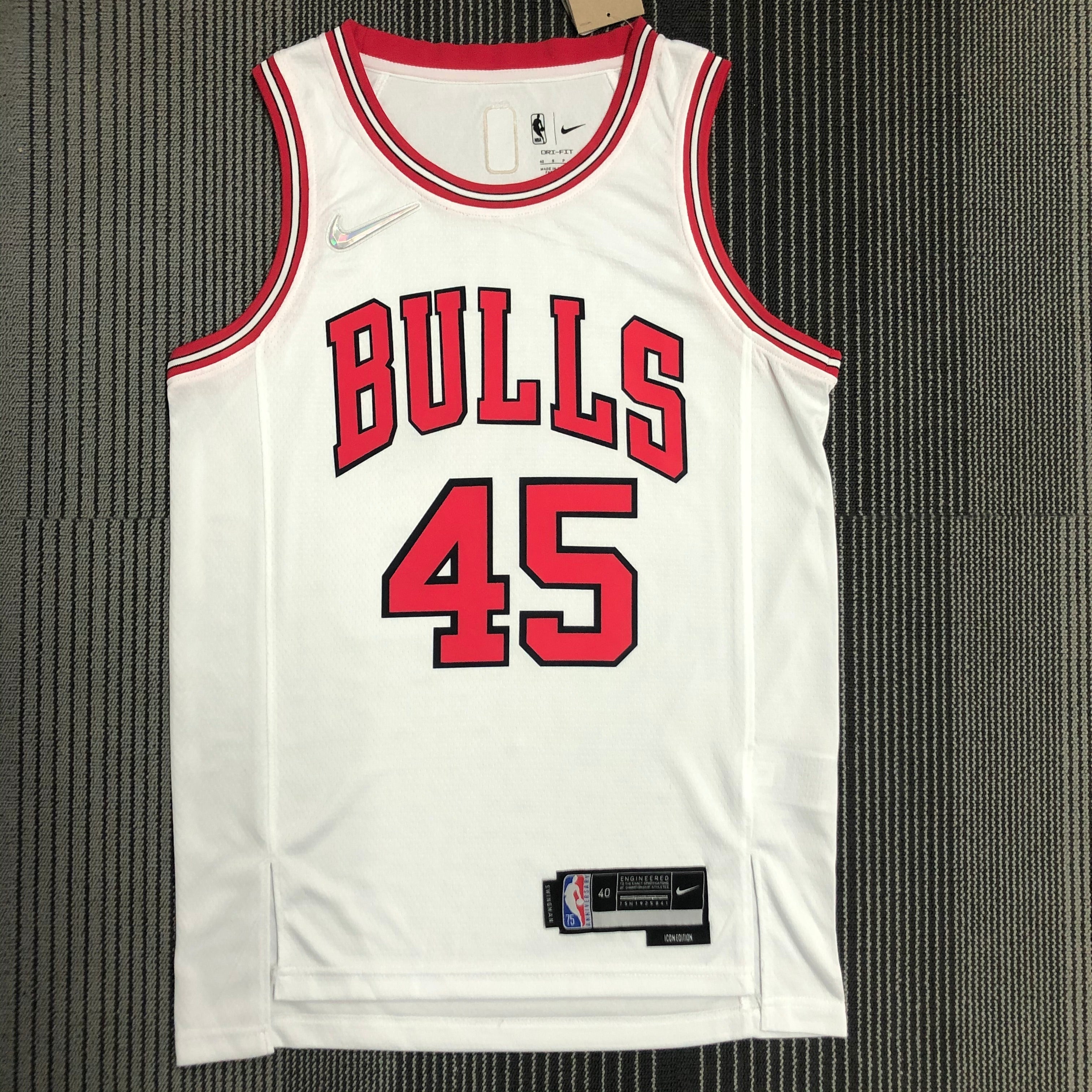 Chicago Bulls 75th Anniversary #45 Michael Jordan